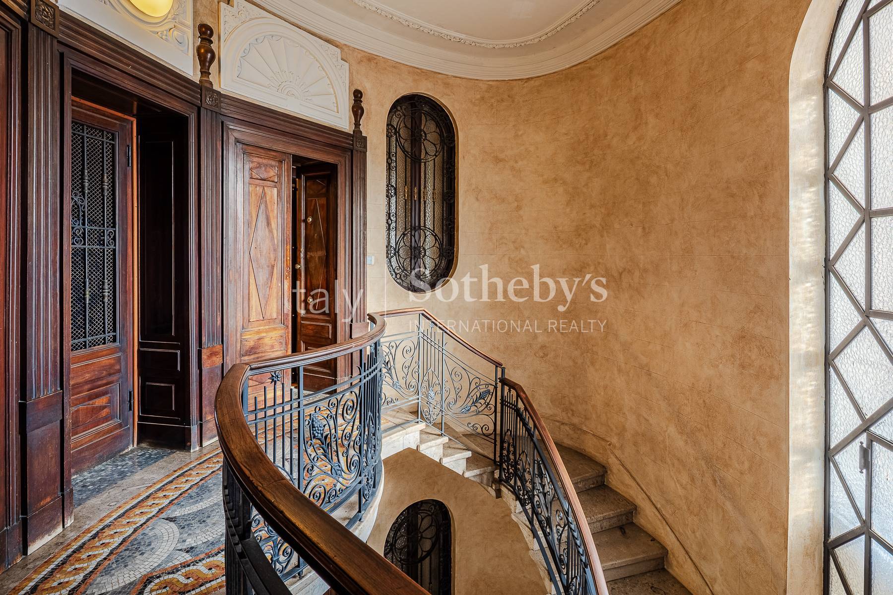  Exclusive penthouse with terrace in a historic building - 物件實景