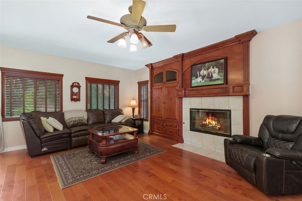 Murrieta, California, 92563, United States, 4 Bedrooms Bedrooms, ,4 BathroomsBathrooms,Residential,For Sale,1829375