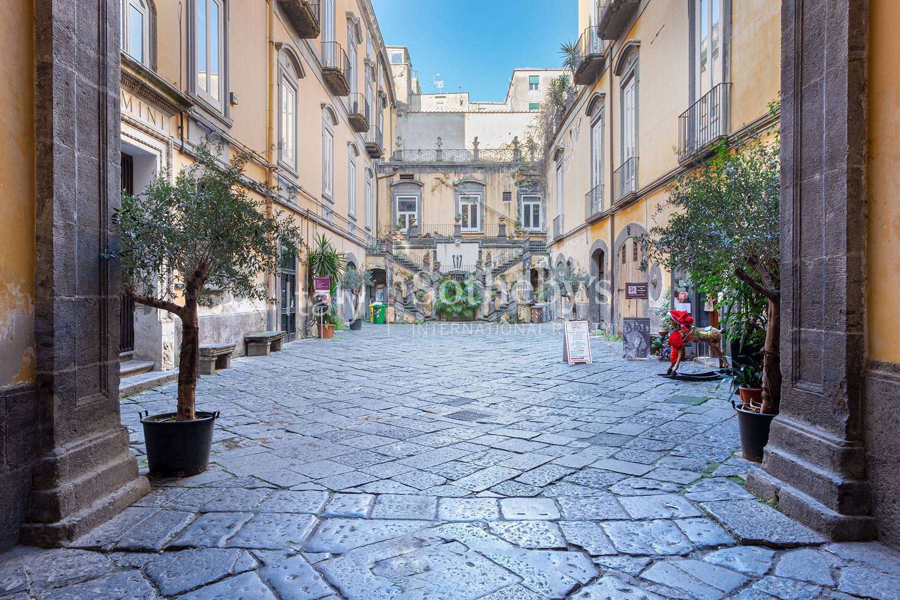  Monumental Renaissance mansion in the Naples historical center - 物件實景