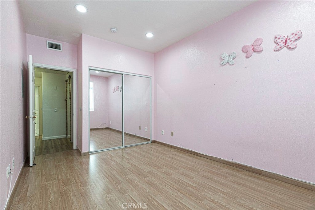 Granada Hills, California, 91344, United States, 2 Bedrooms Bedrooms, ,2 BathroomsBathrooms,Residential,For Sale,1940302