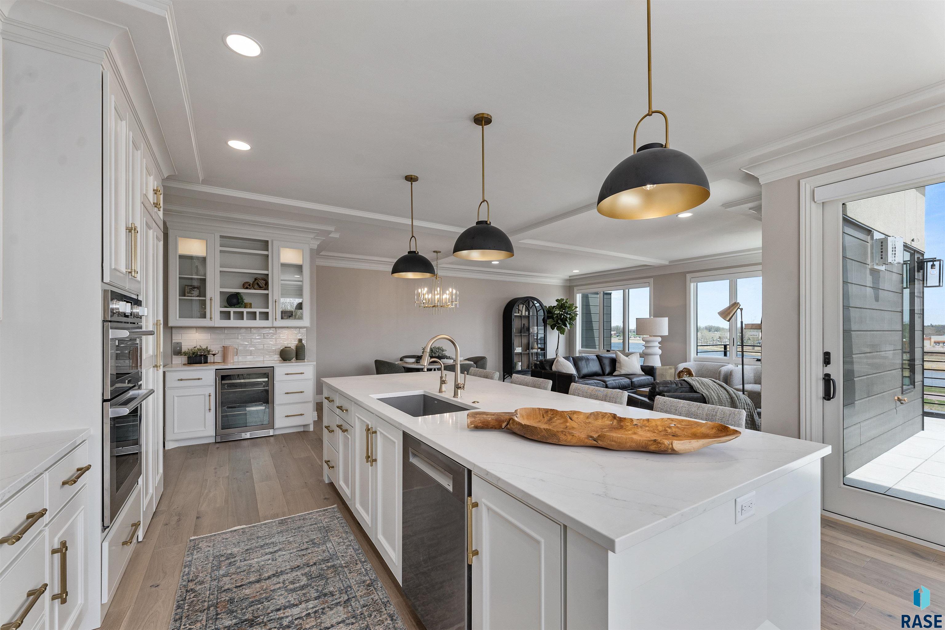 Sioux Falls, South Dakota, 57106, United States, ,Residential,For Sale,1986219