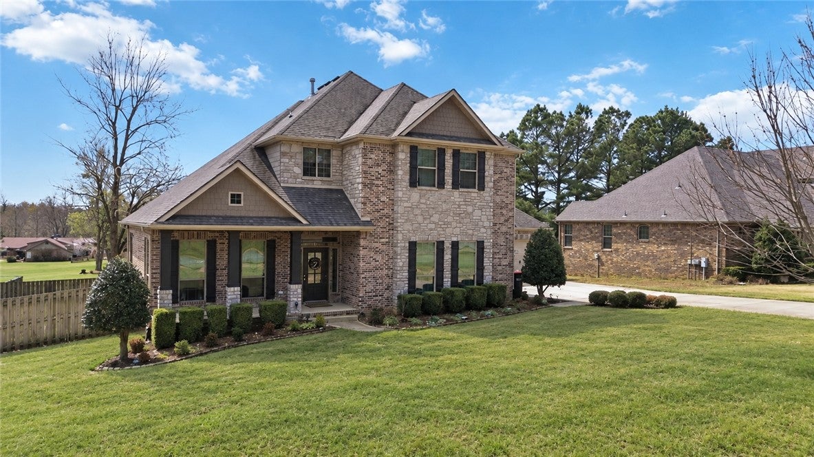 Sagely Ln, Fayetteville, AR 72703