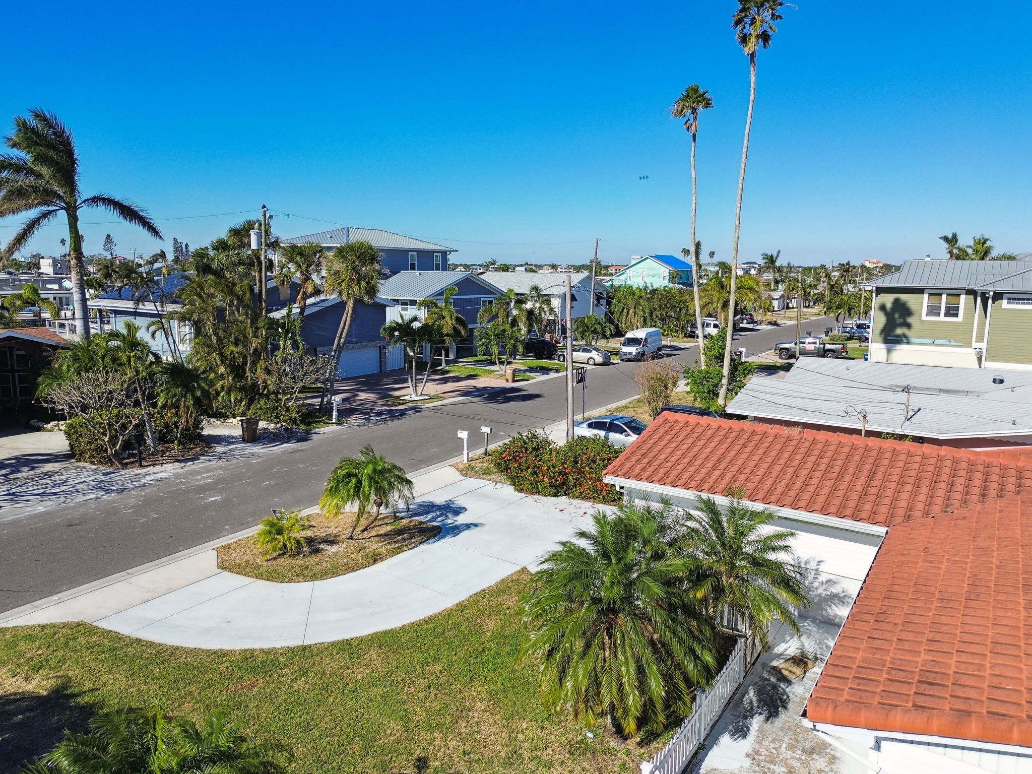 Madeira Beach, Florida, 33708, United States, 3 Bedrooms Bedrooms, ,2 BathroomsBathrooms,Residential,For Sale,1943278