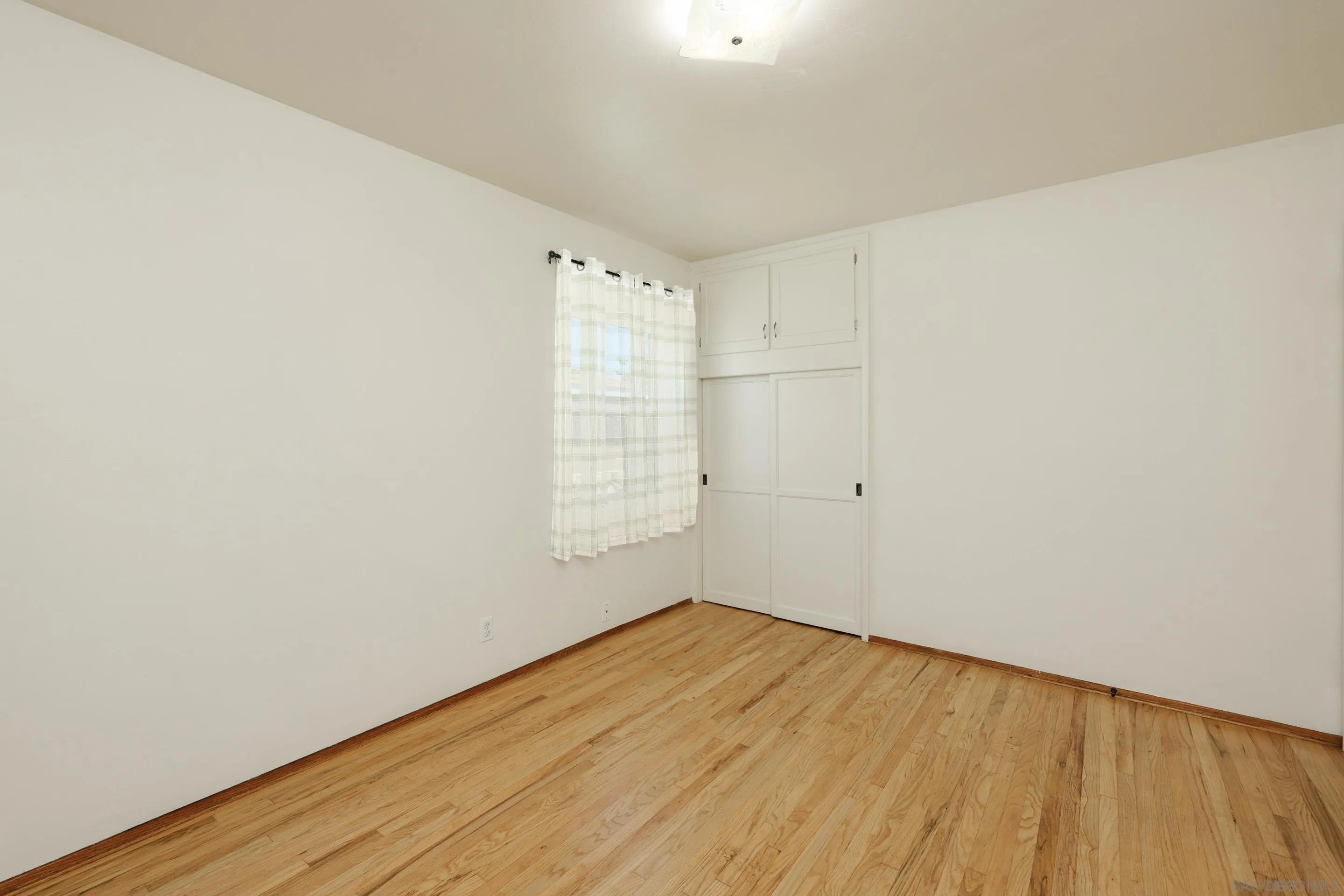 Chula Vista, California, 91910, United States, 3 Bedrooms Bedrooms, ,2 BathroomsBathrooms,Residential,For Sale,1916968