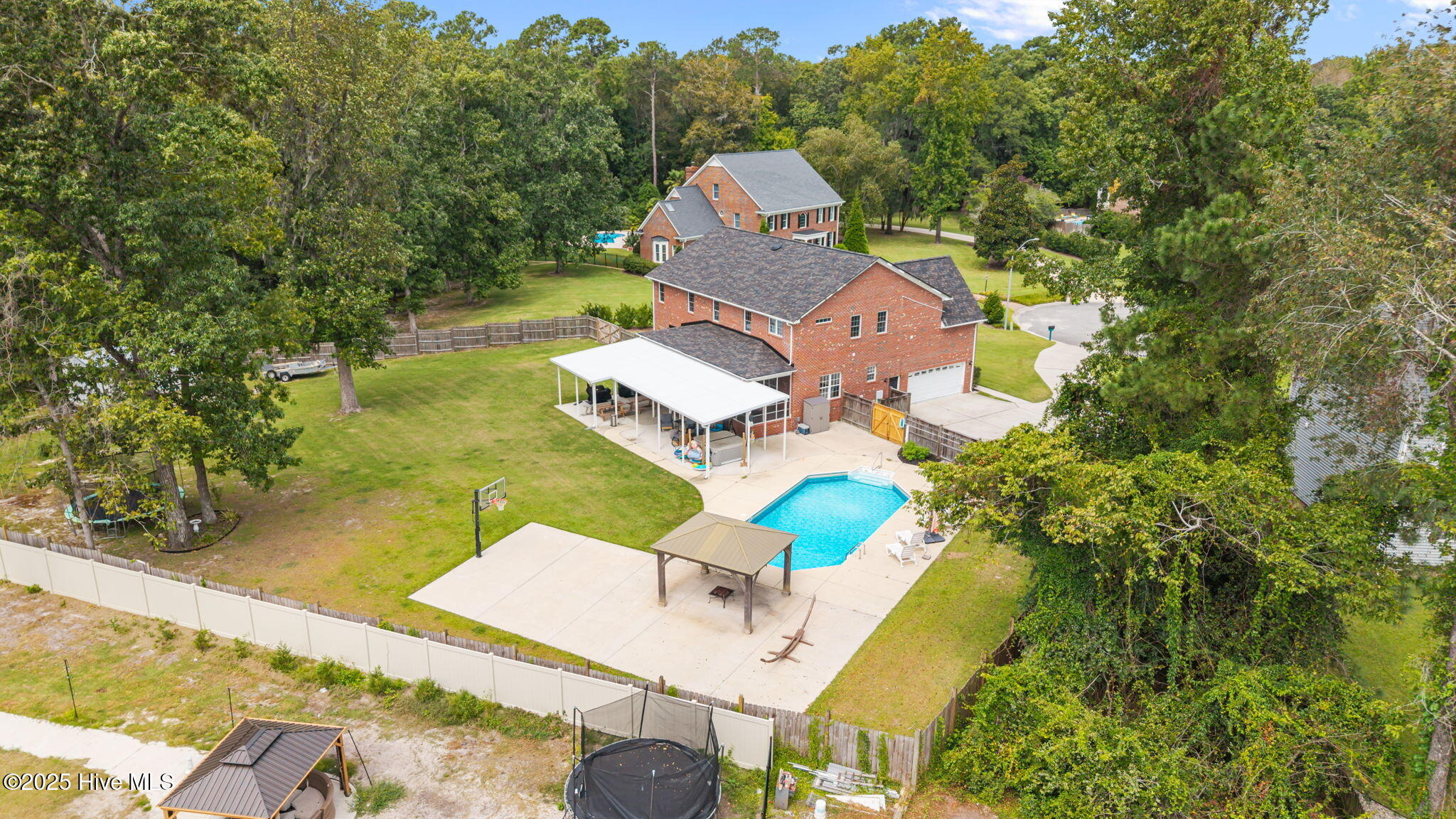 New Bern, North Carolina, 28562, United States, 5 Bedrooms Bedrooms, ,4 BathroomsBathrooms,Residential,For Sale,1941711