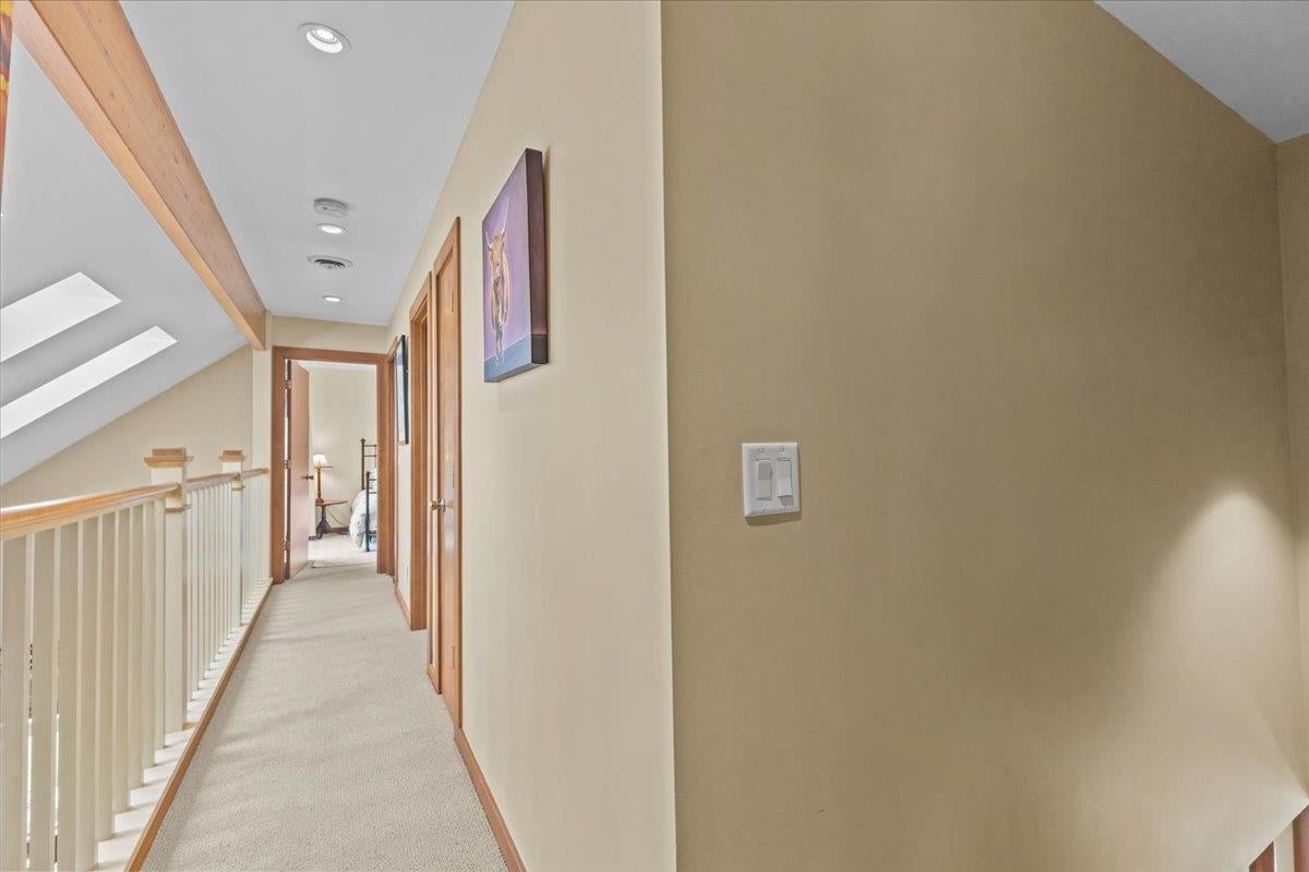 Stowe, Vermont, 05672, United States, 4 Bedrooms Bedrooms, ,3 BathroomsBathrooms,Residential,For Sale,1867745