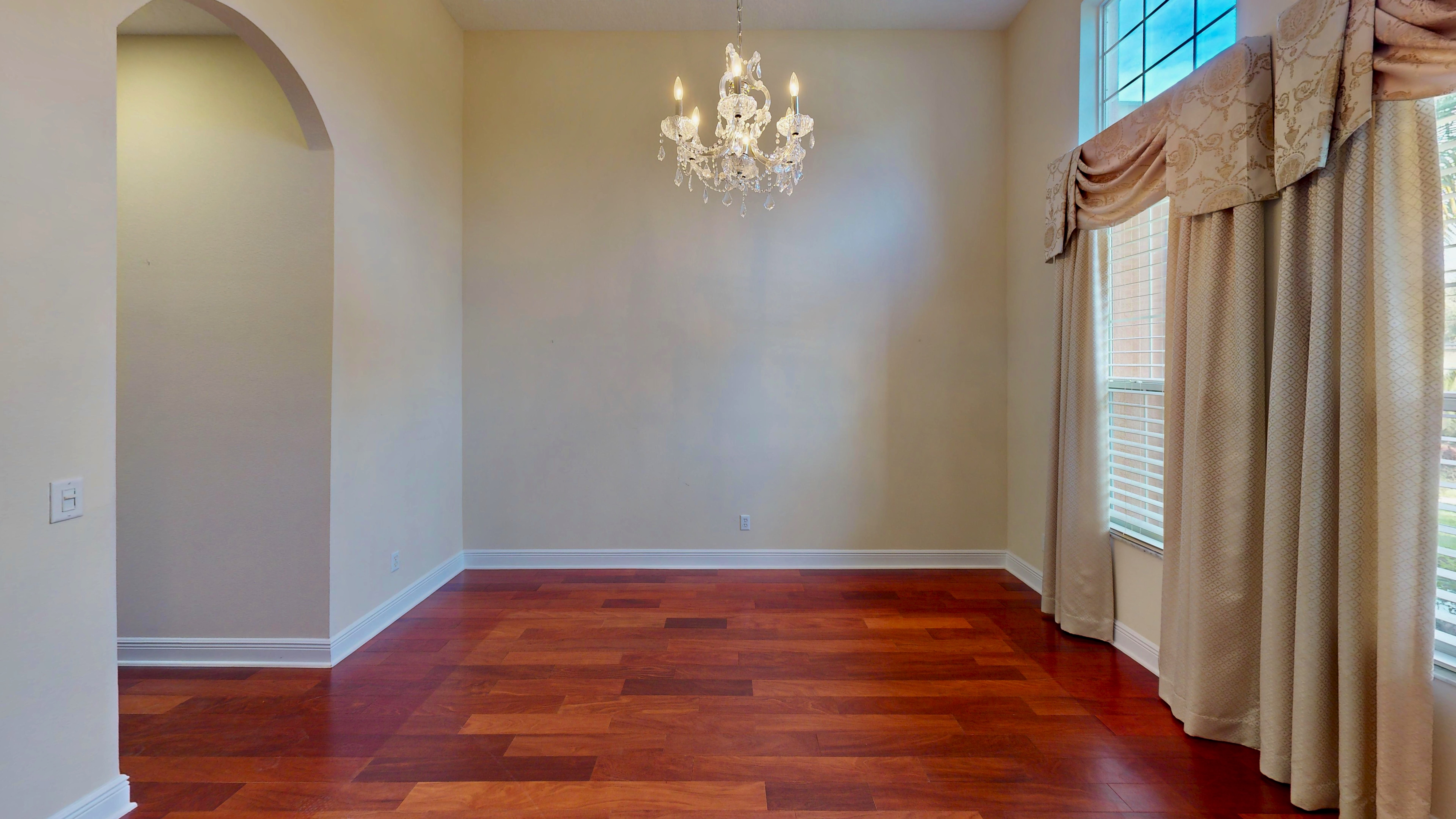 Ocoee, Florida, 34761, United States, 4 Bedrooms Bedrooms, ,3 BathroomsBathrooms,Residential,For Sale,2006083