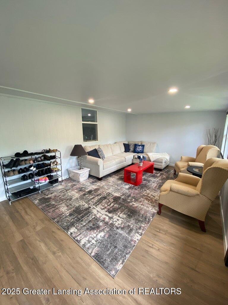 Eagle, Michigan, 48822, United States, 4 Bedrooms Bedrooms, ,4 BathroomsBathrooms,Residential,For Sale,1807523