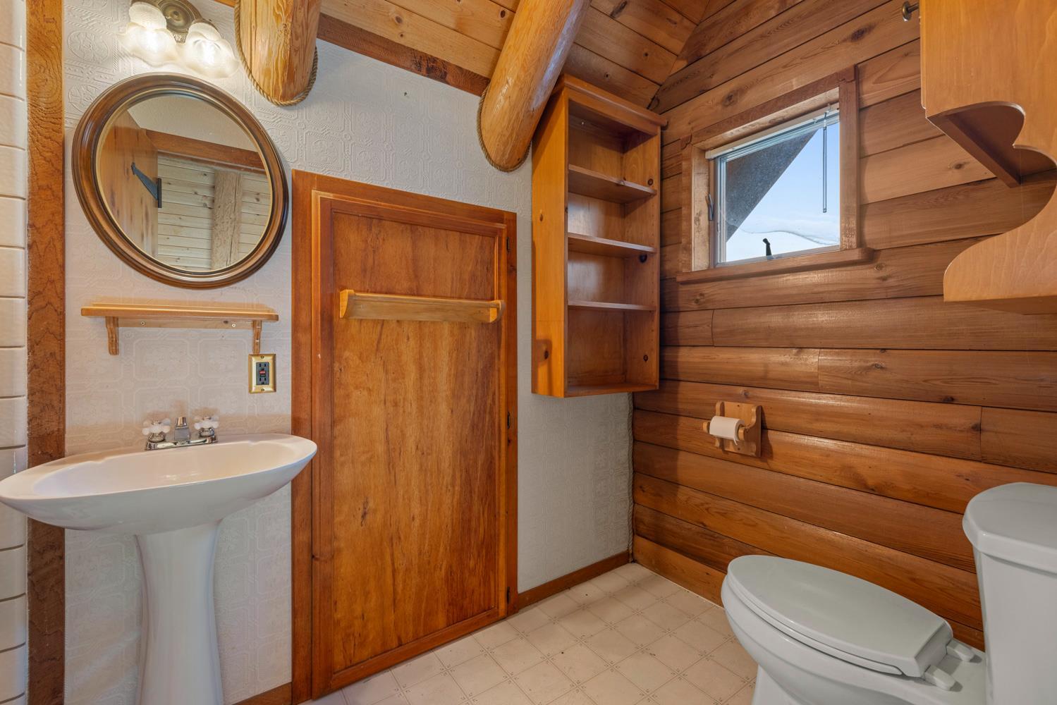 La Grange, California, 95329, United States, 2 Bedrooms Bedrooms, ,3 BathroomsBathrooms,Residential,For Sale,2009074