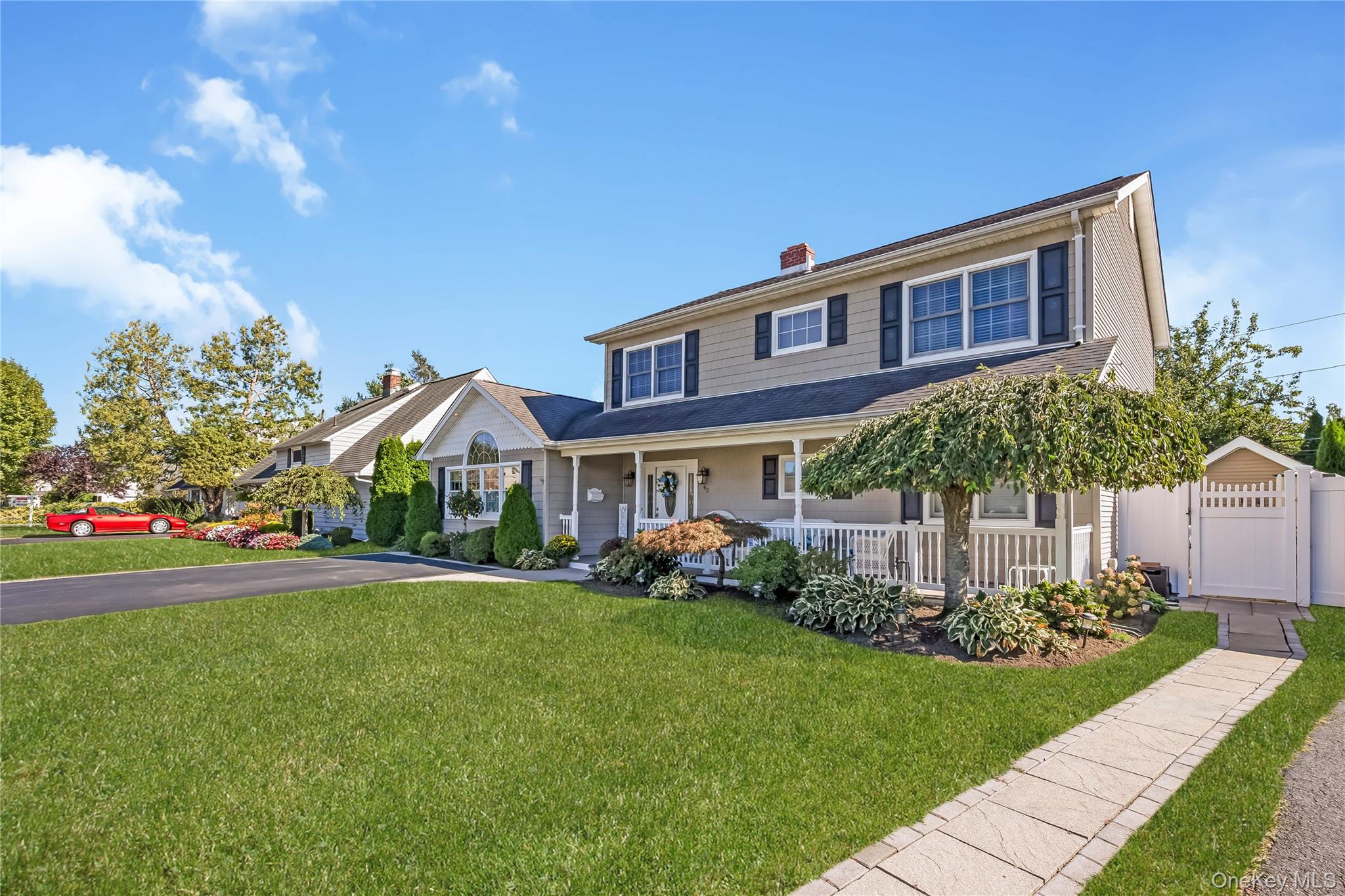 Grey Ln, Levittown, NY 11756 #1