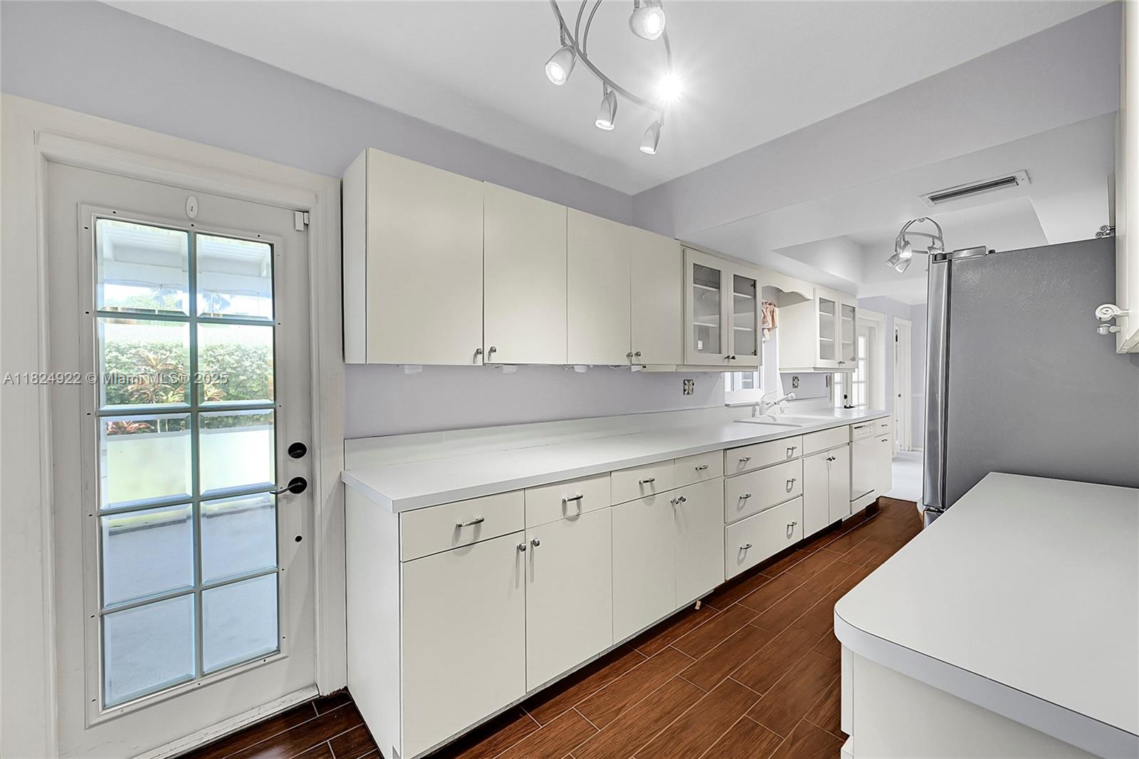 Coral Springs, Florida, 33065, United States, 4 Bedrooms Bedrooms, ,2 BathroomsBathrooms,Residential,For Sale,1866379