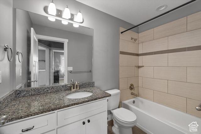 Hooper, Utah, 84315, United States, 5 Bedrooms Bedrooms, ,4 BathroomsBathrooms,Residential,For Sale,1929044