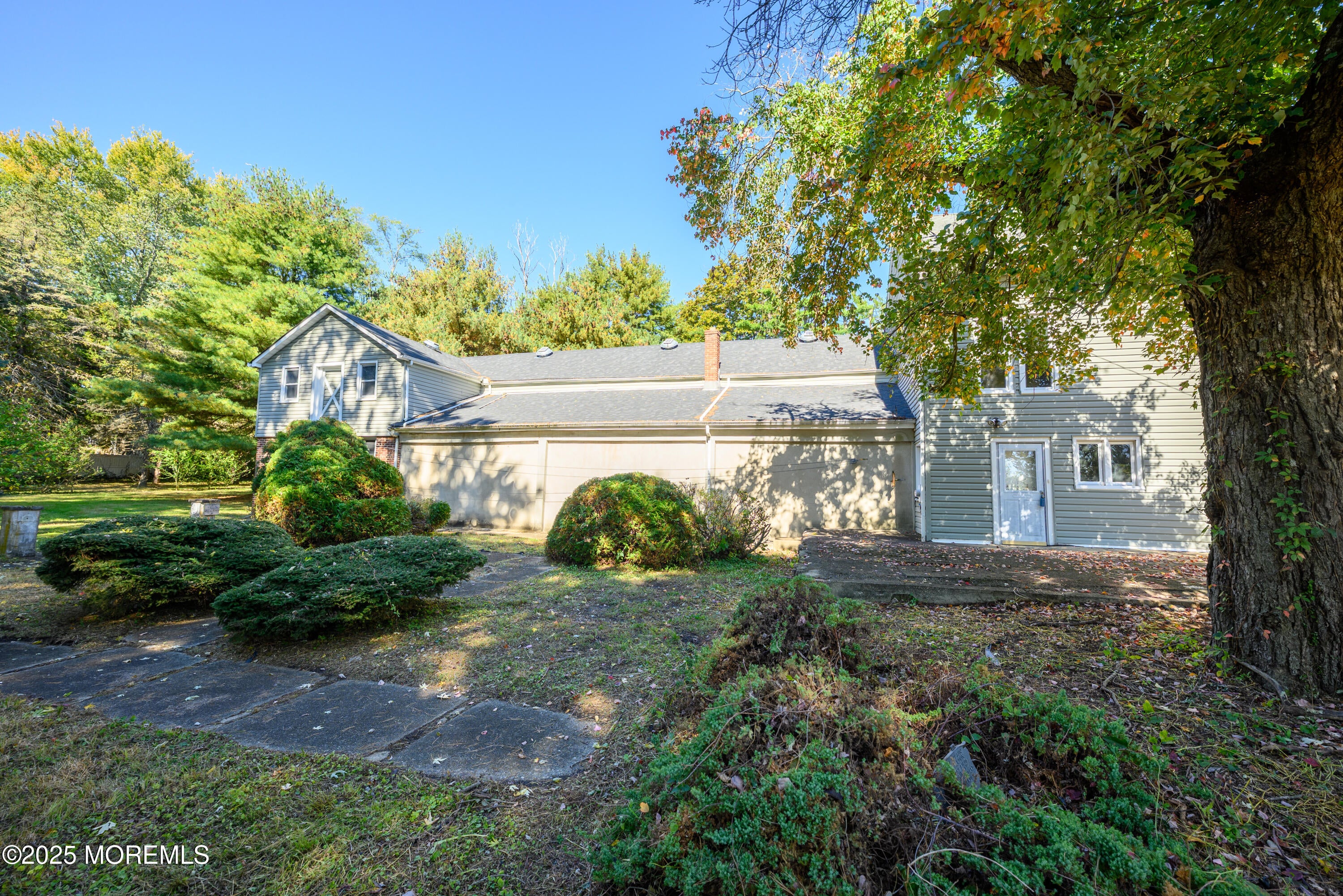 Marlboro, New Jersey, 07746, United States, 3 Bedrooms Bedrooms, ,3 BathroomsBathrooms,Residential,For Sale,1974582