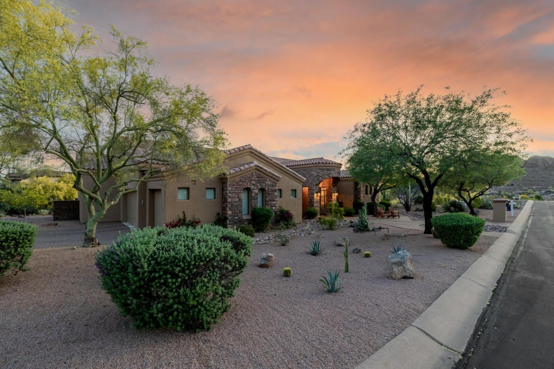  10761 E Calle Del Cascabel  Gold Canyon, AZ - 物件實景