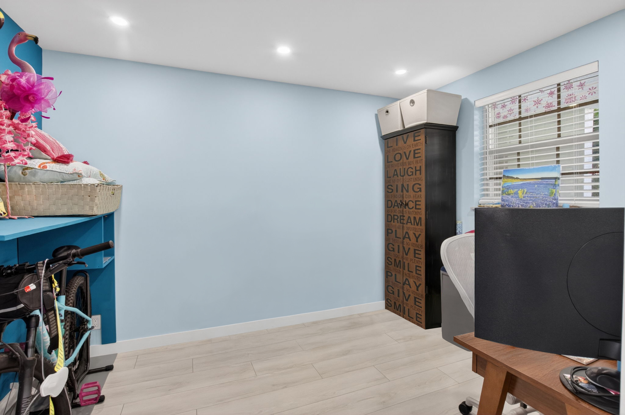  769 Jeffery St 2-104 - 物件實景