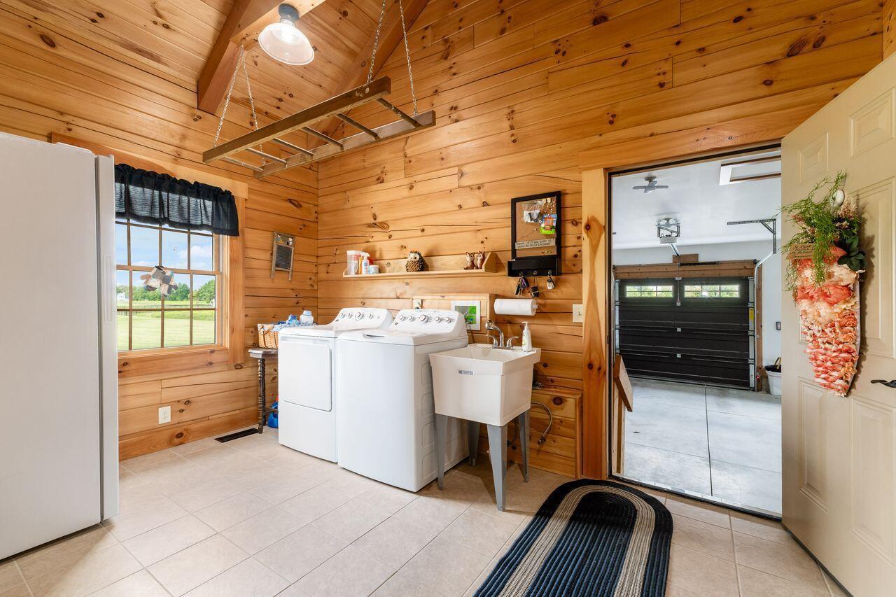 Pataskala, Ohio, 43062, United States, 3 Bedrooms Bedrooms, ,3 BathroomsBathrooms,Residential,For Sale,1940767