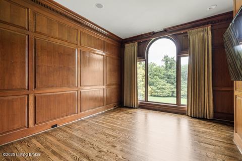 Prospect, Kentucky, 40059, United States, 6 Bedrooms Bedrooms, ,7 BathroomsBathrooms,Residential,For Sale,1901329