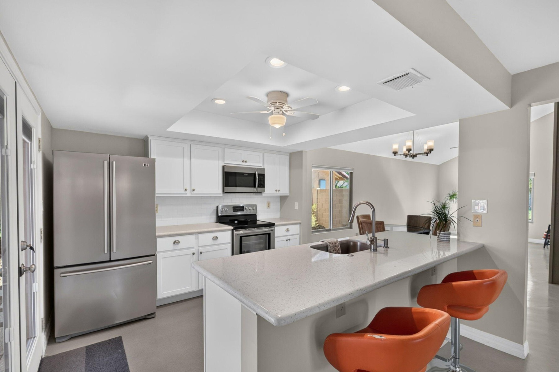  12037 S Half Moon Drive  Phoenix, AZ - 物件實景