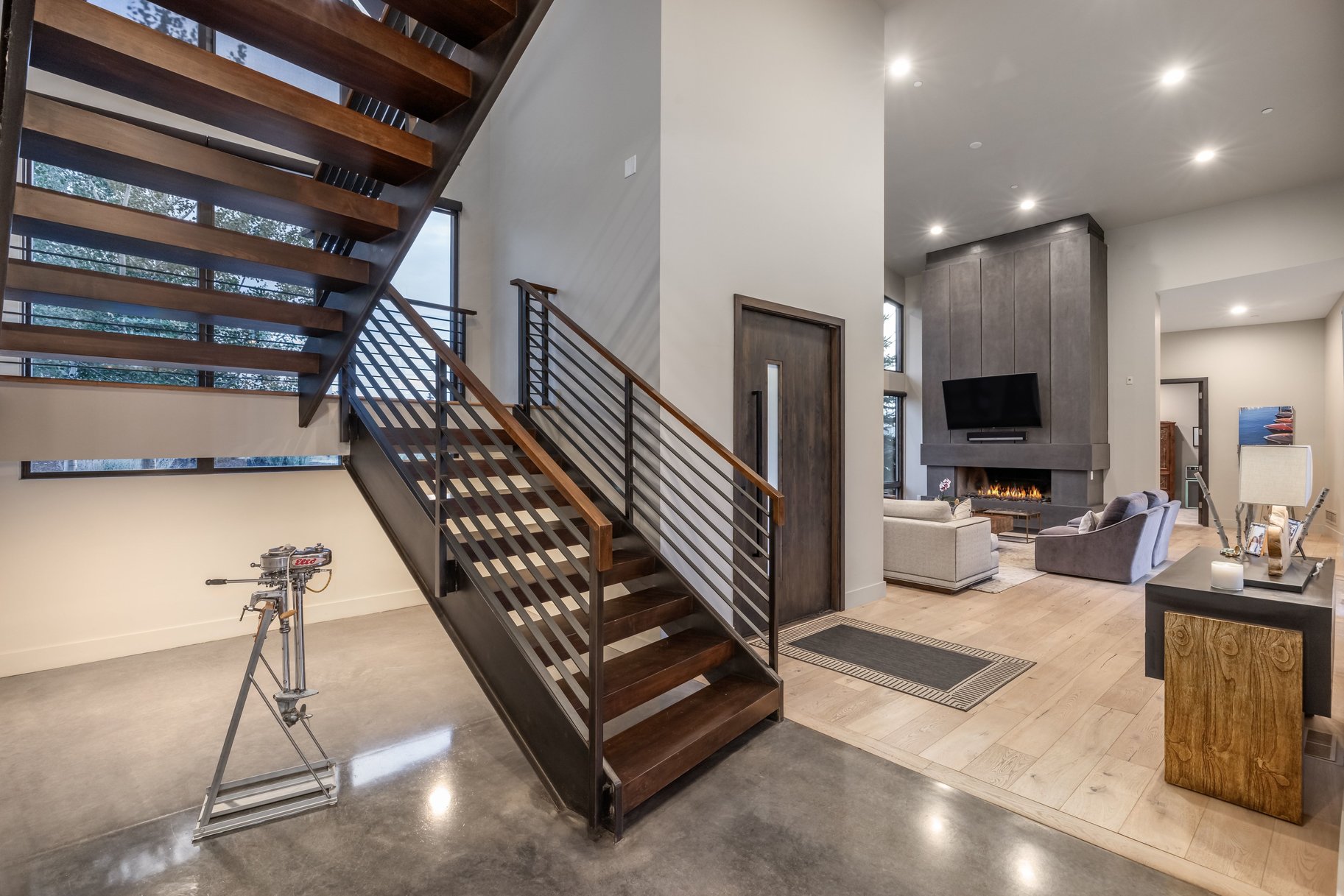  Contemporary Promontory Home with Exceptional Indoor-Outdoor Living - 物件實景
