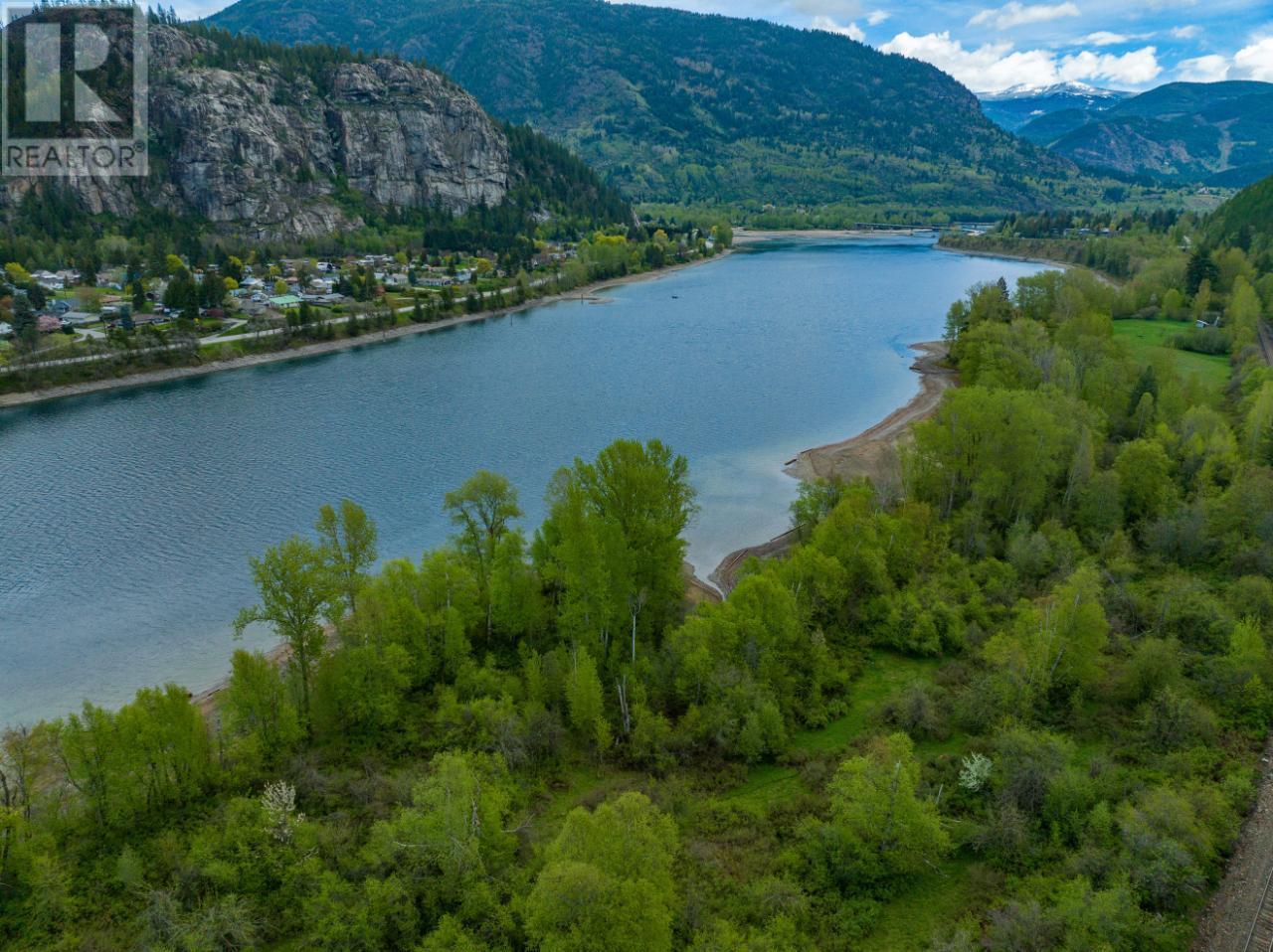 CASTLEGAR, British Columbia, V1N 3N3, CA, ,Residential,For Sale,1913542