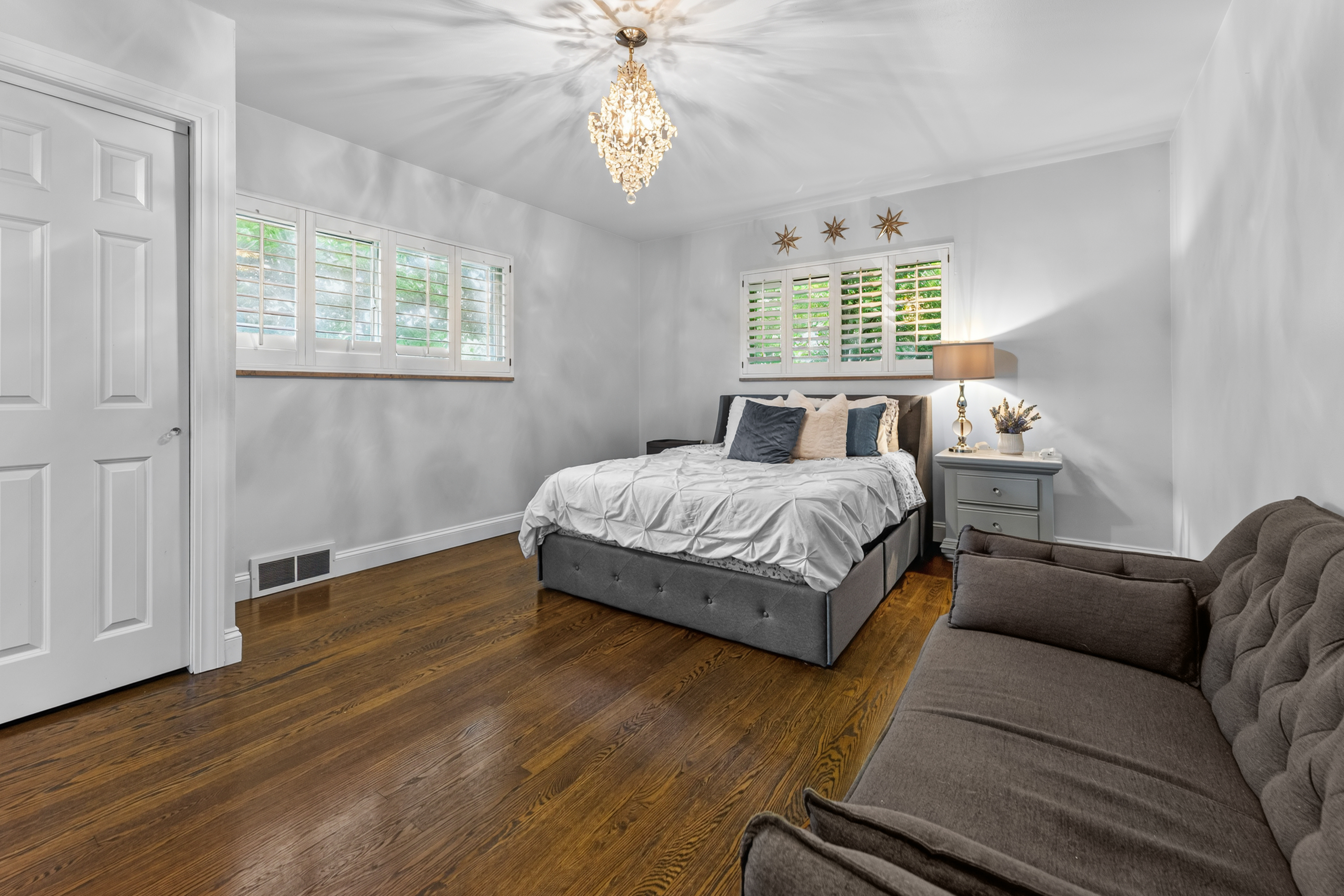  A Bright, Beautifully Renovated Ranch  in Ladue - 物件實景