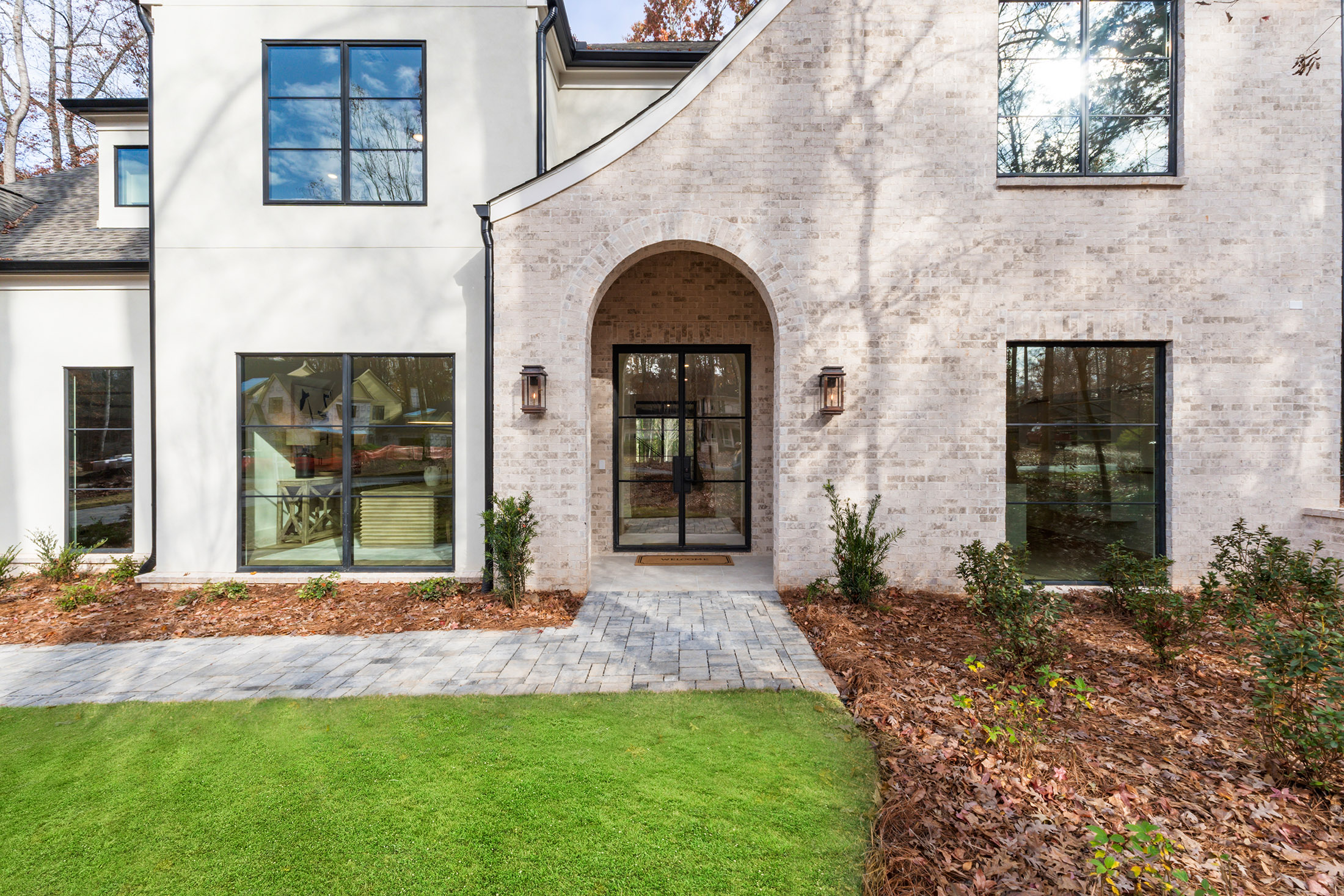  The Epitome of Alpharetta Luxury: Transitional Masterpiece in Garden District - 物件實景