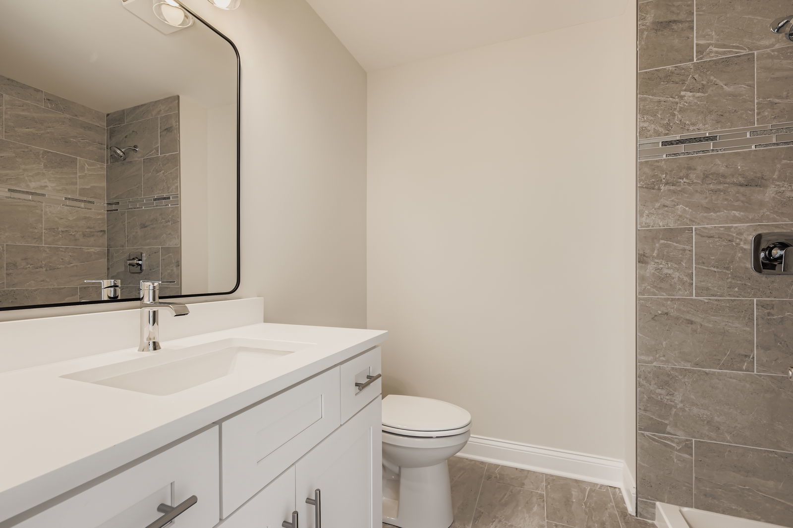 Crete, Illinois, 60417, United States, 4 Bedrooms Bedrooms, ,4 BathroomsBathrooms,Residential,For Sale,1981237