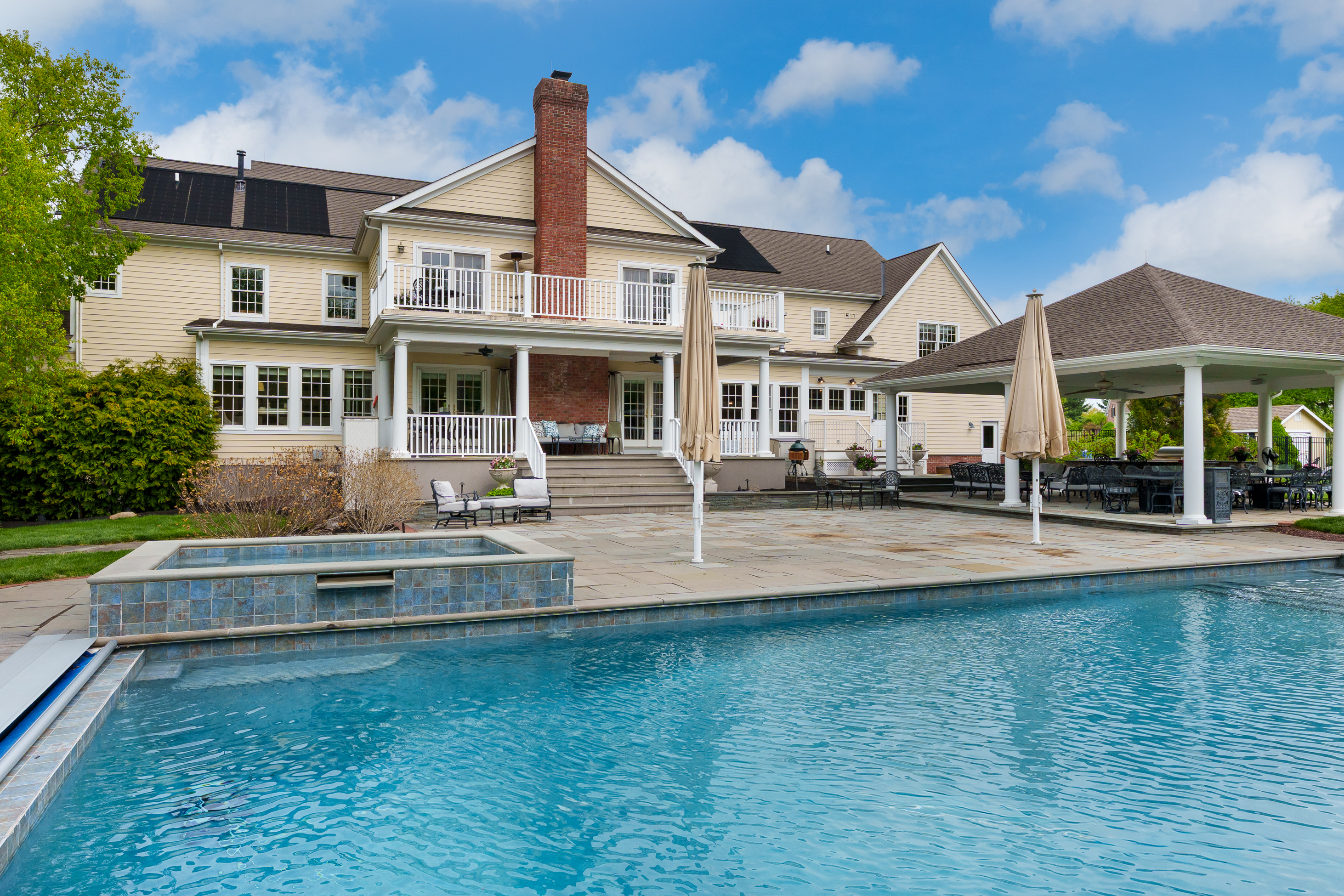  Luxury Estate Near Princeton with Resort-Style Pool, Covered Pavilion & 9+ Acres - 物件實景