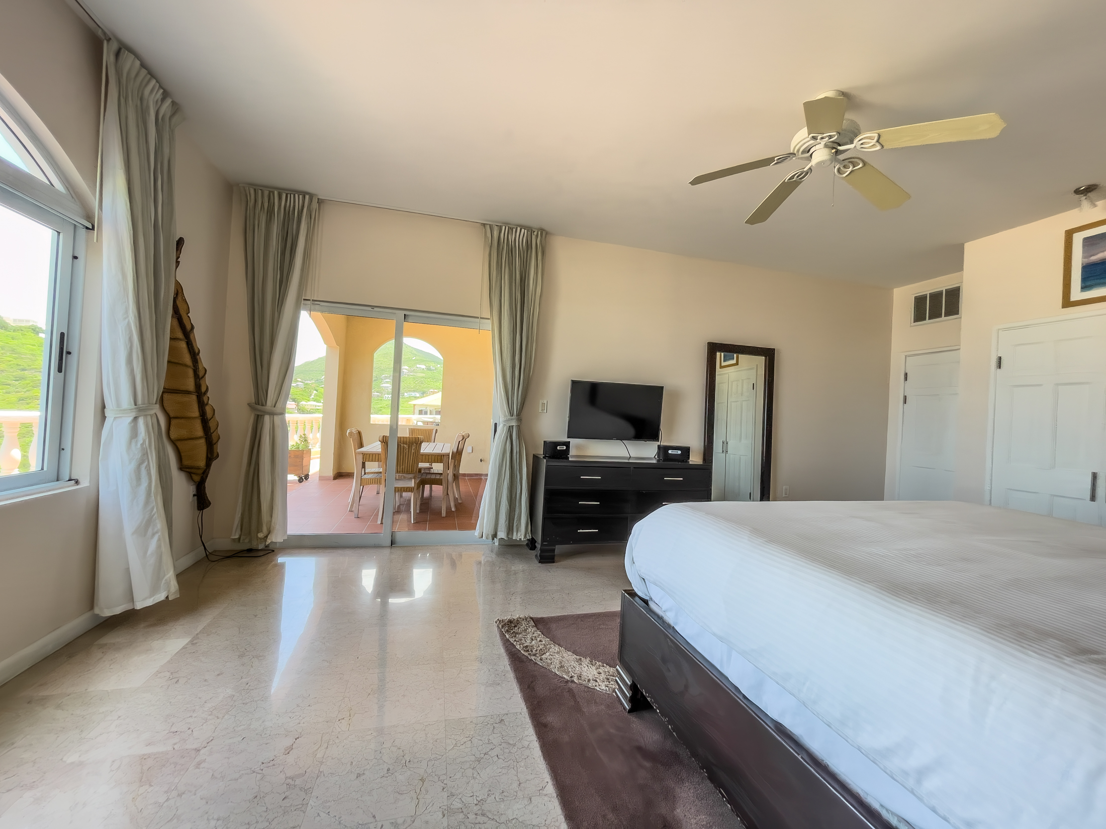  Princess Heights Ocean View 2-Bedroom Lock-Off Apartment - 物件實景