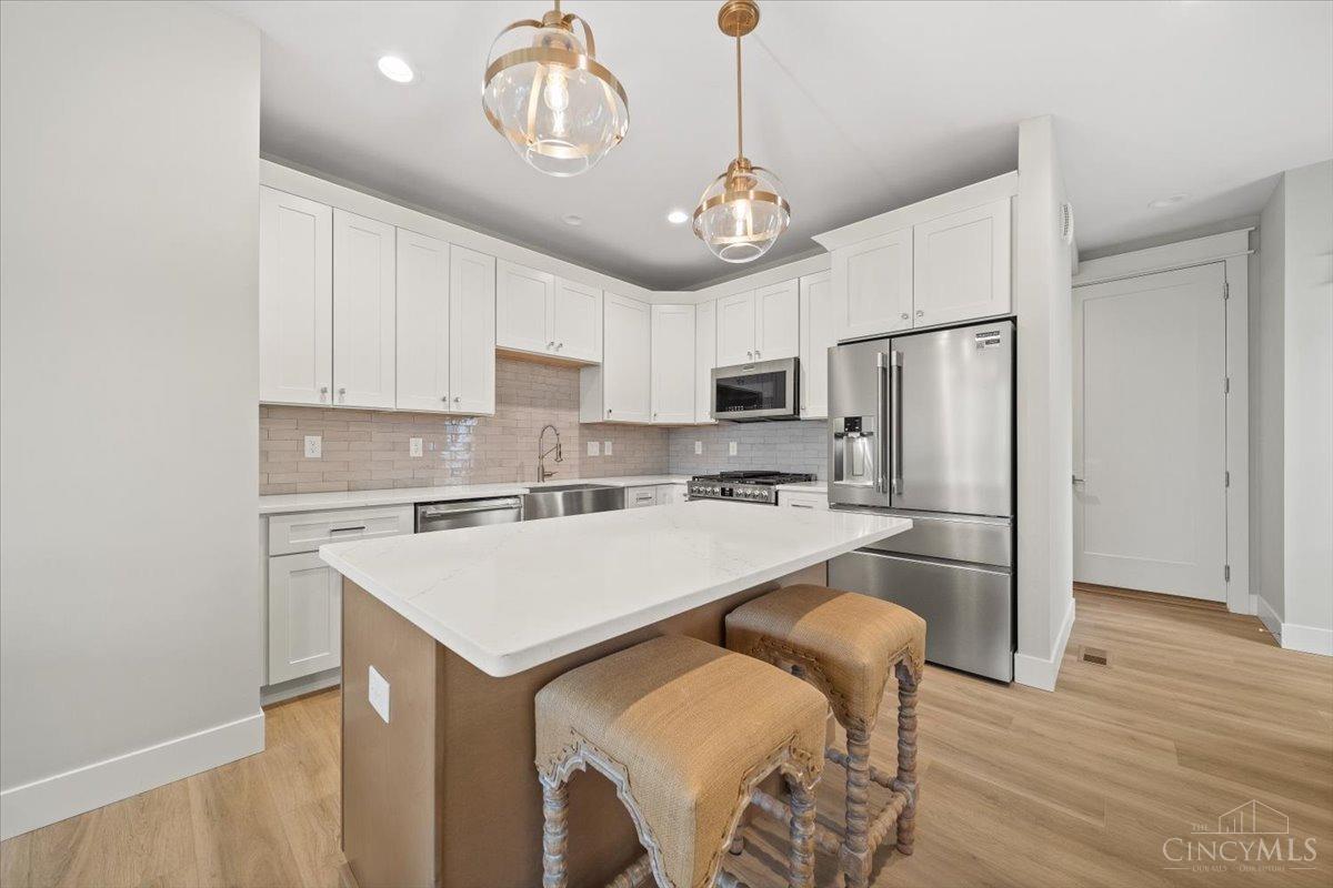 Cincinnati, Ohio, 45208, United States, 3 Bedrooms Bedrooms, ,3 BathroomsBathrooms,Residential,For Sale,1960711