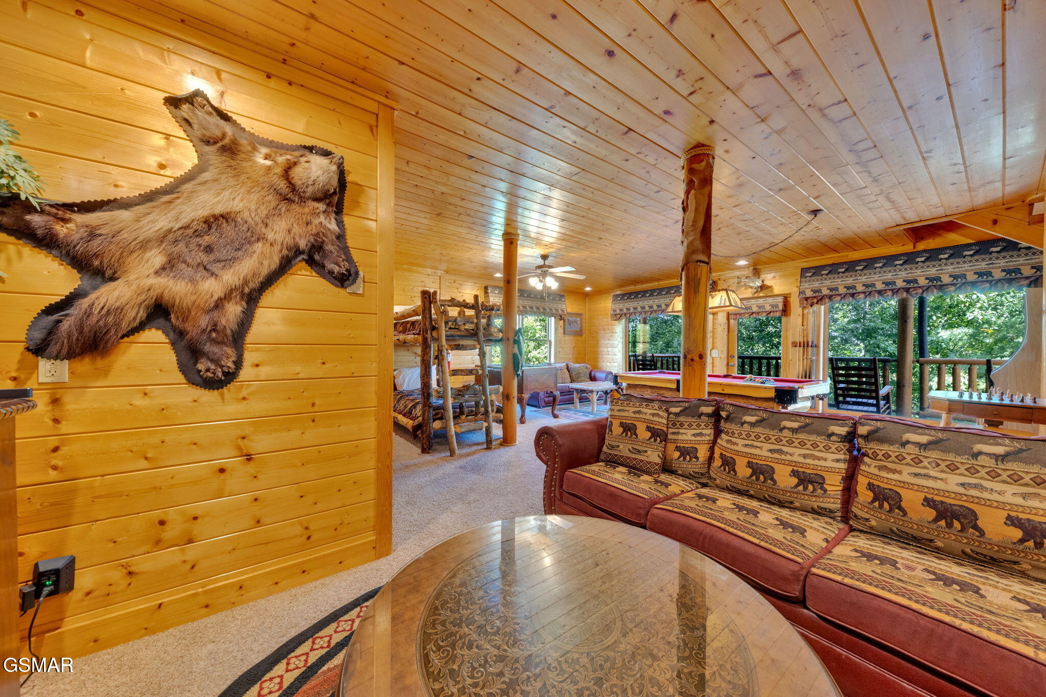 Sevierville, Tennessee, 37862, United States, 3 Bedrooms Bedrooms, ,3 BathroomsBathrooms,Residential,For Sale,1974724