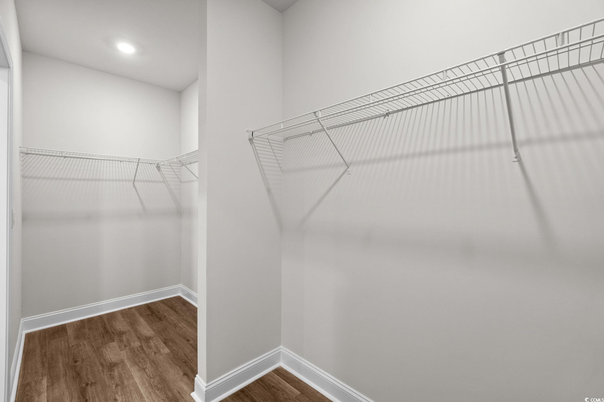 Myrtle Beach, South Carolina, 29579, United States, 5 Bedrooms Bedrooms, ,4 BathroomsBathrooms,Residential,For Sale,1960870