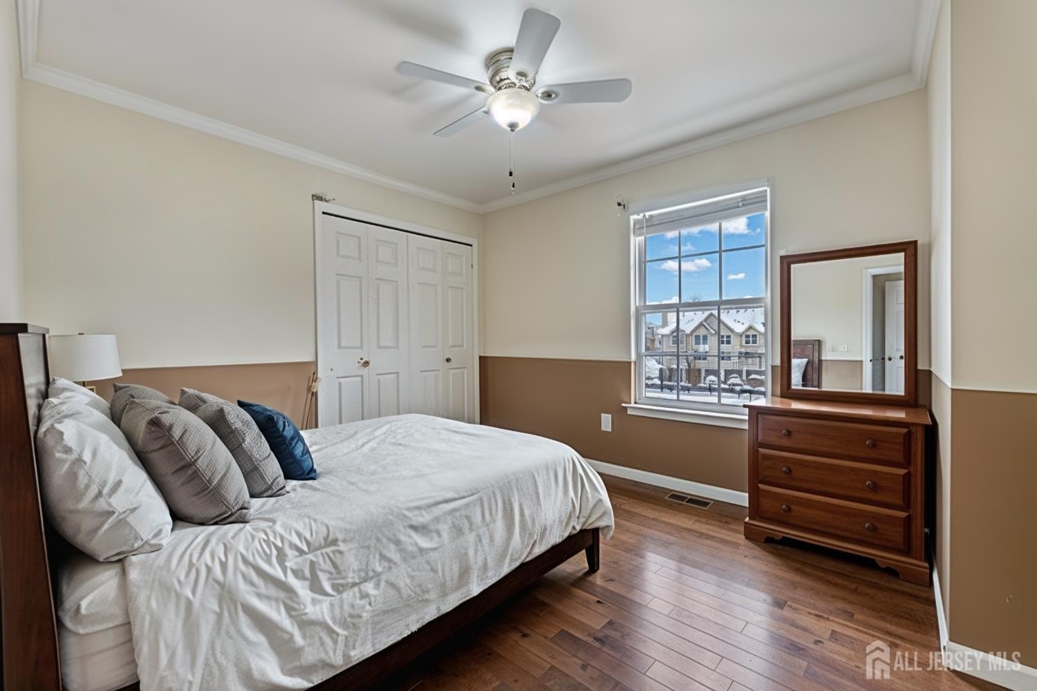 Edison, New Jersey, 08820, United States, 3 Bedrooms Bedrooms, ,3 BathroomsBathrooms,Residential,For Sale,2005666