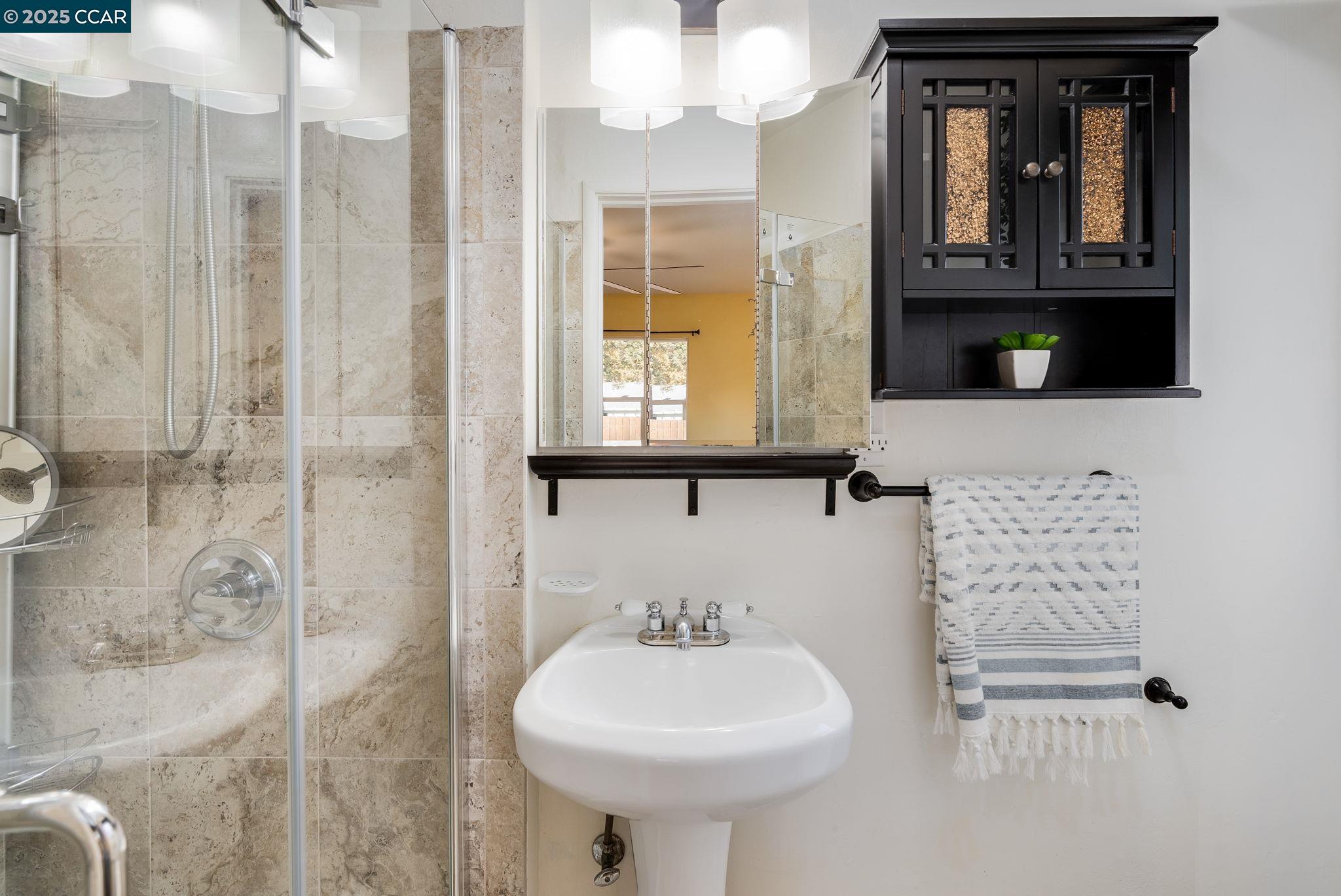 Concord, California, 94518, United States, 4 Bedrooms Bedrooms, ,2 BathroomsBathrooms,Residential,For Sale,2002118