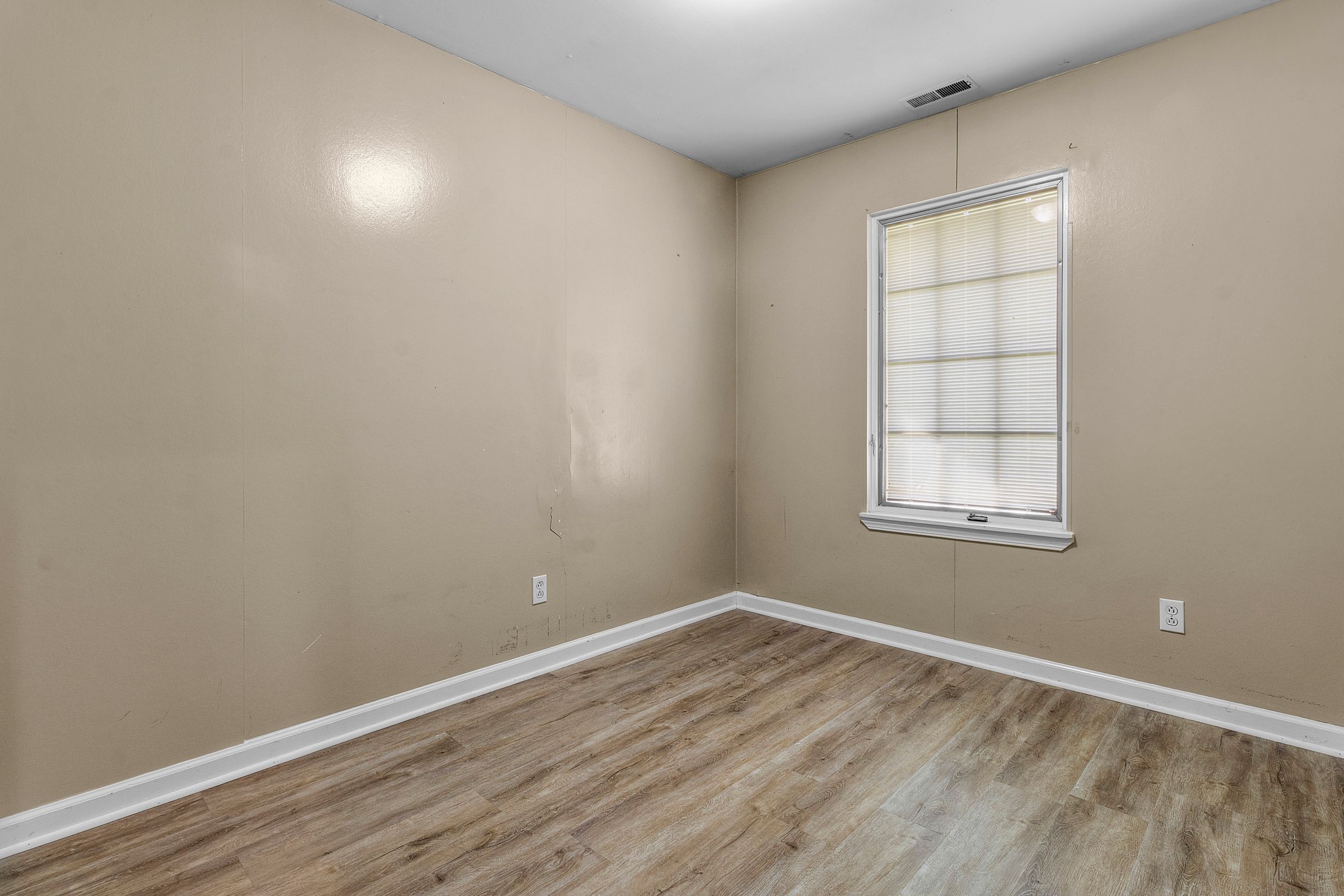Indianapolis, Indiana, 46240, United States, 14 Bedrooms Bedrooms, ,6 BathroomsBathrooms,Residential,For Sale,1908586