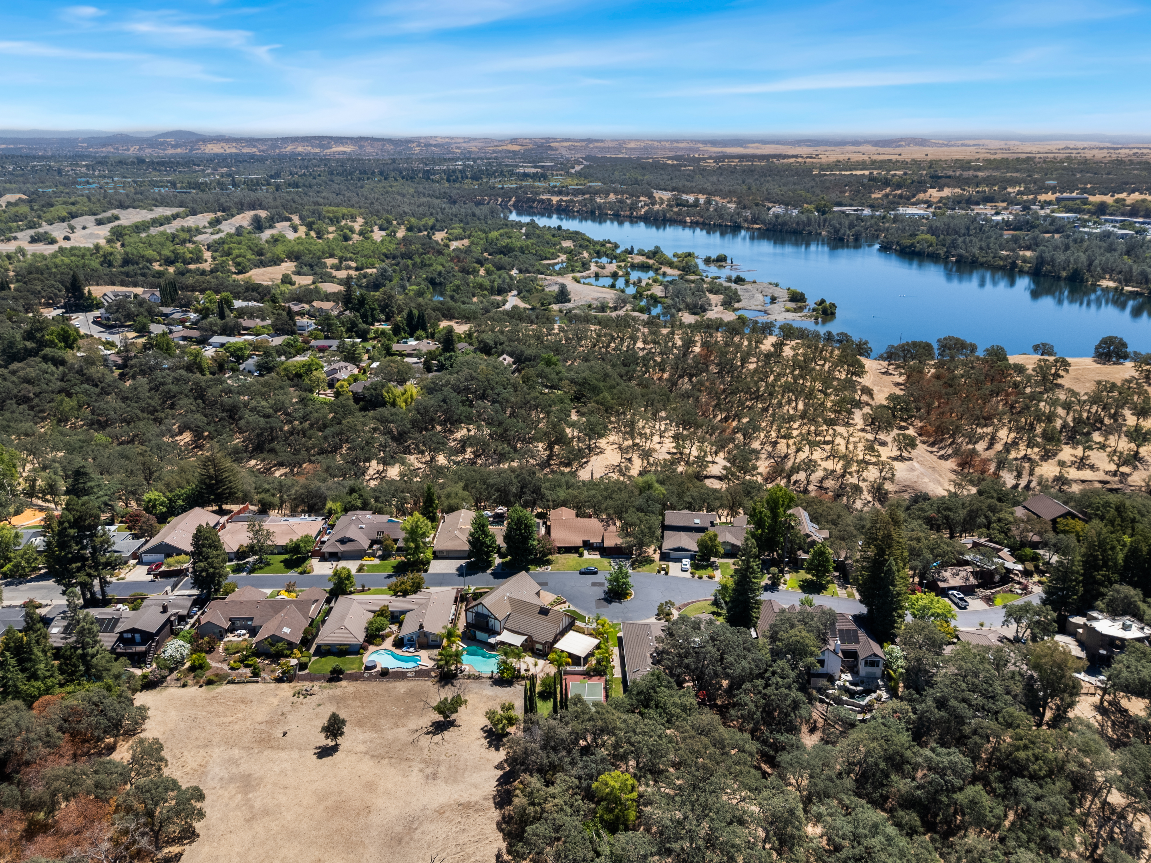  4233 Curragh Oaks Lane, Fair Oaks, CA 95628 - 物件實景