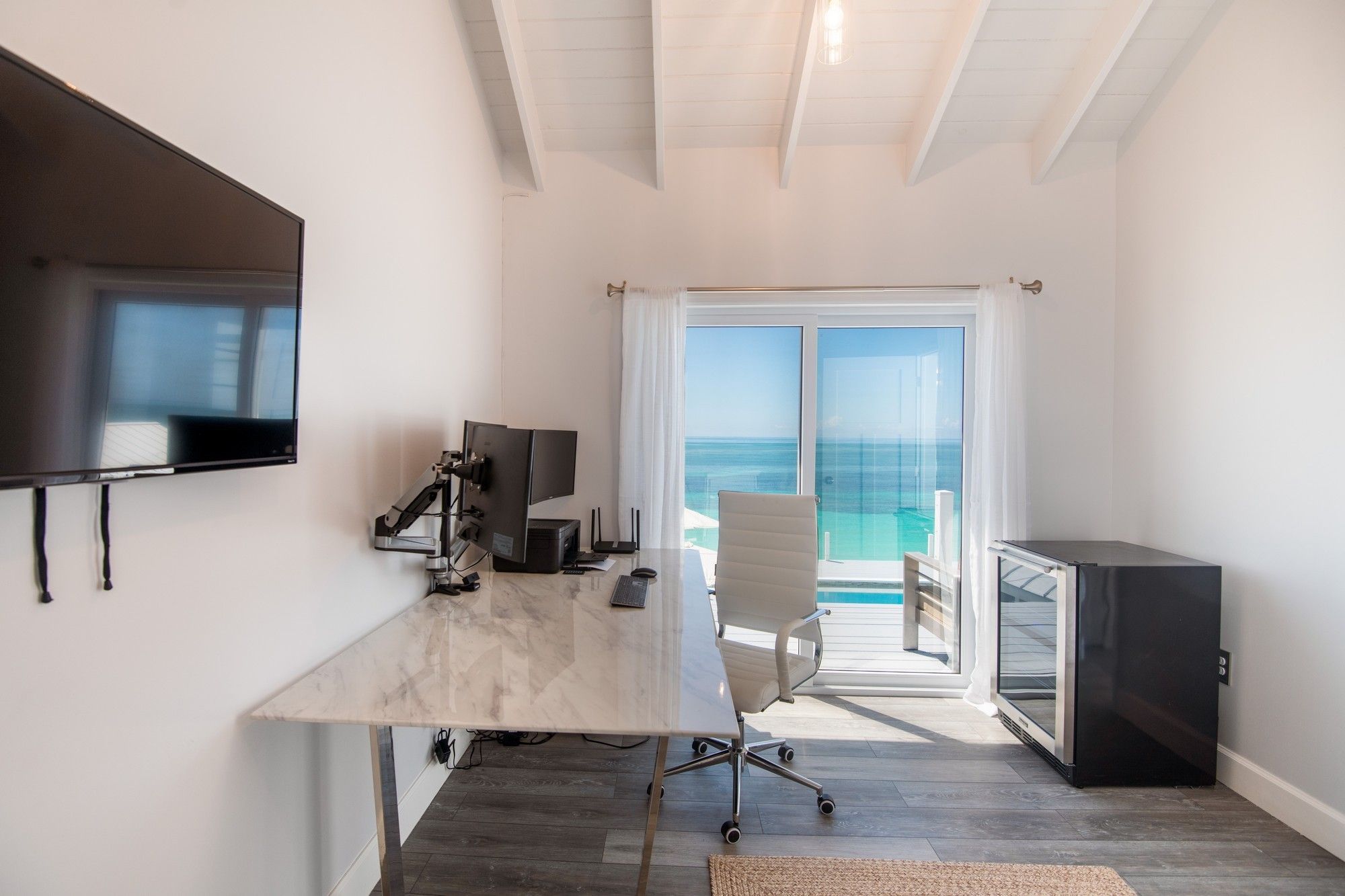  Secluded Beachfront Retreat with Ocean Views - 物件實景