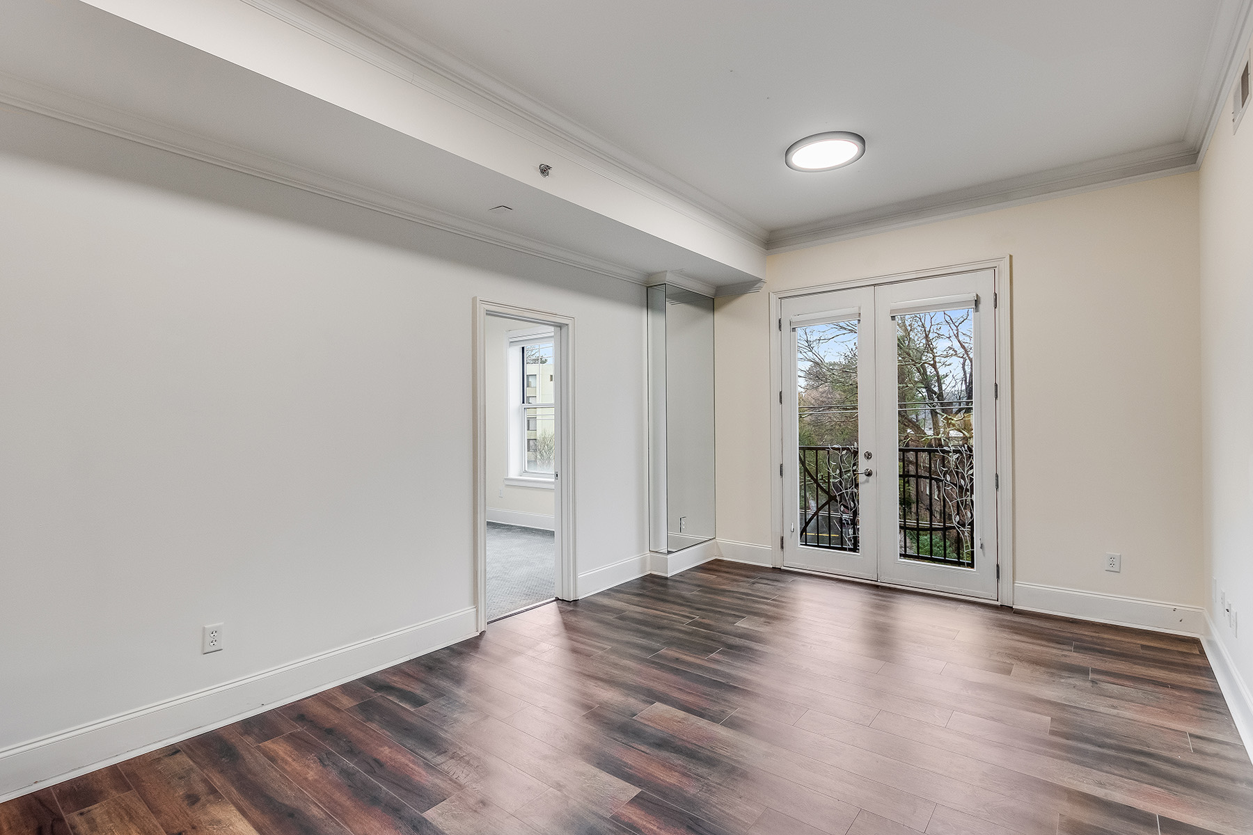  Fully Updated Condo in Ideal Intown Location - 物件實景