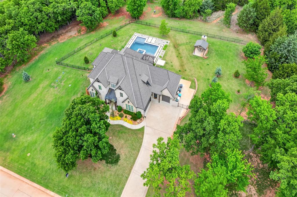 Arcadia, Oklahoma, 73007, United States, 4 Bedrooms Bedrooms, ,5 BathroomsBathrooms,Residential,For Sale,2034097