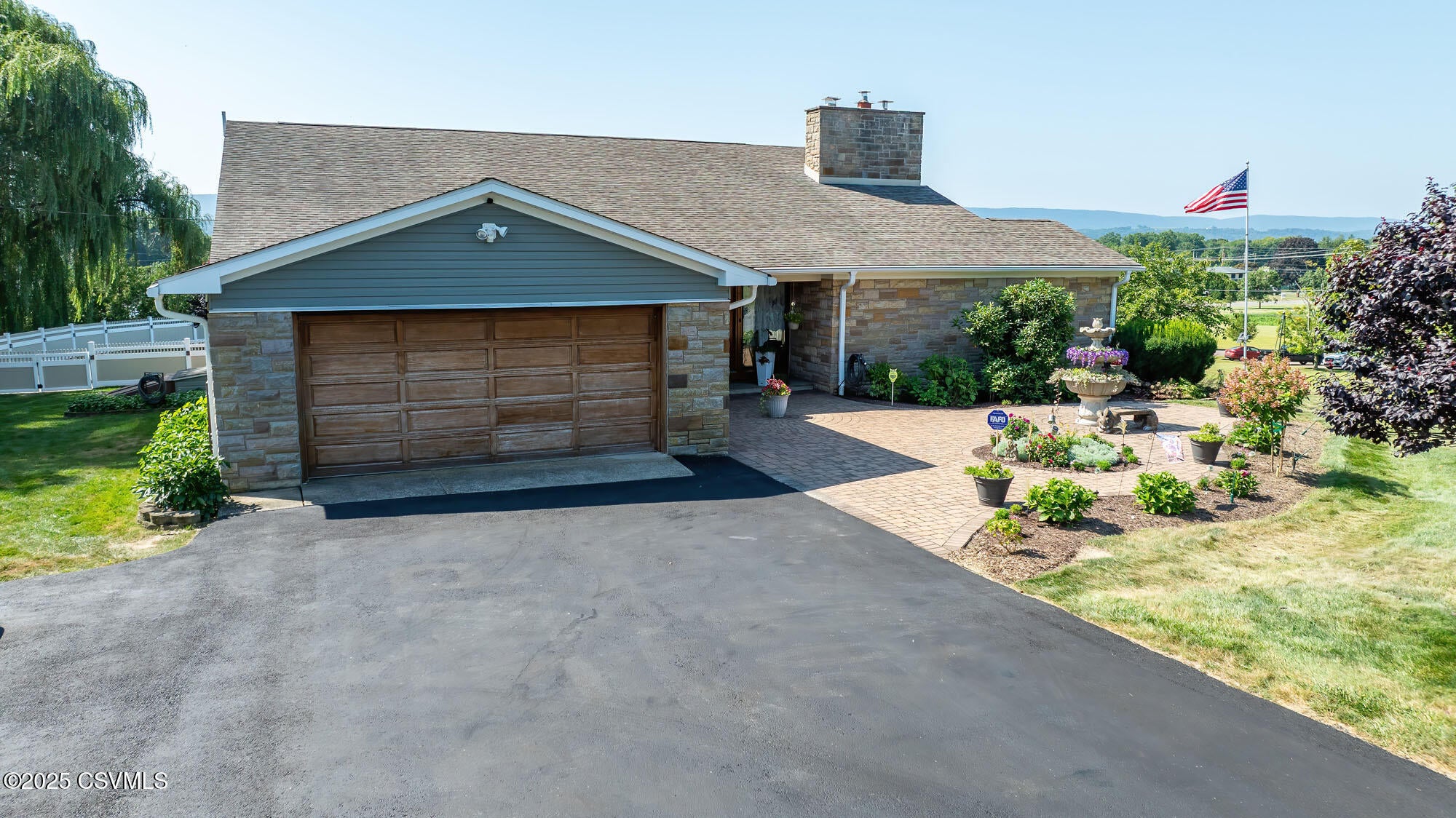 Berwick, Pennsylvania, 18603, United States, 4 Bedrooms Bedrooms, ,3 BathroomsBathrooms,Residential,For Sale,1979458