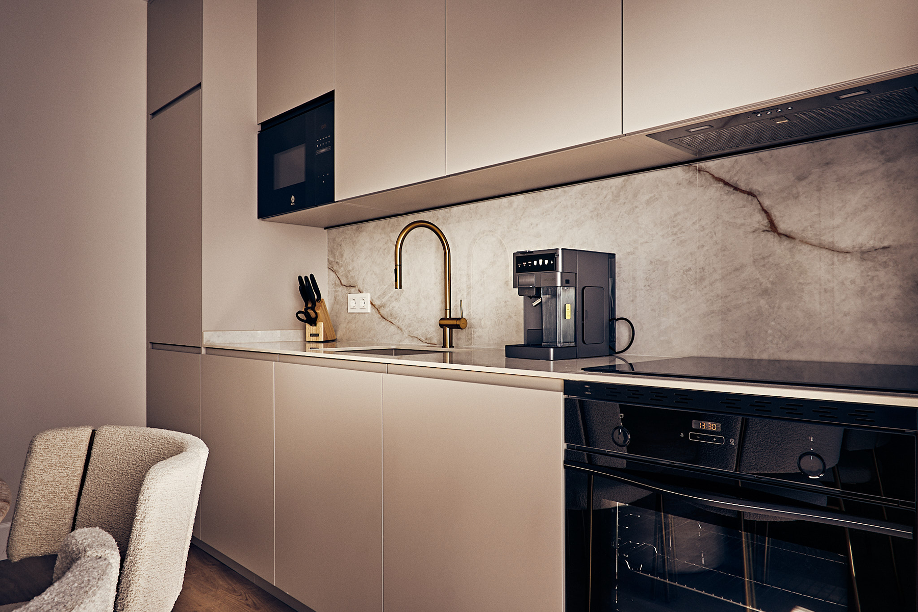  Renovated Flat in Retiro, Madrid - 3 Bedrooms and Natural Light - 物件實景