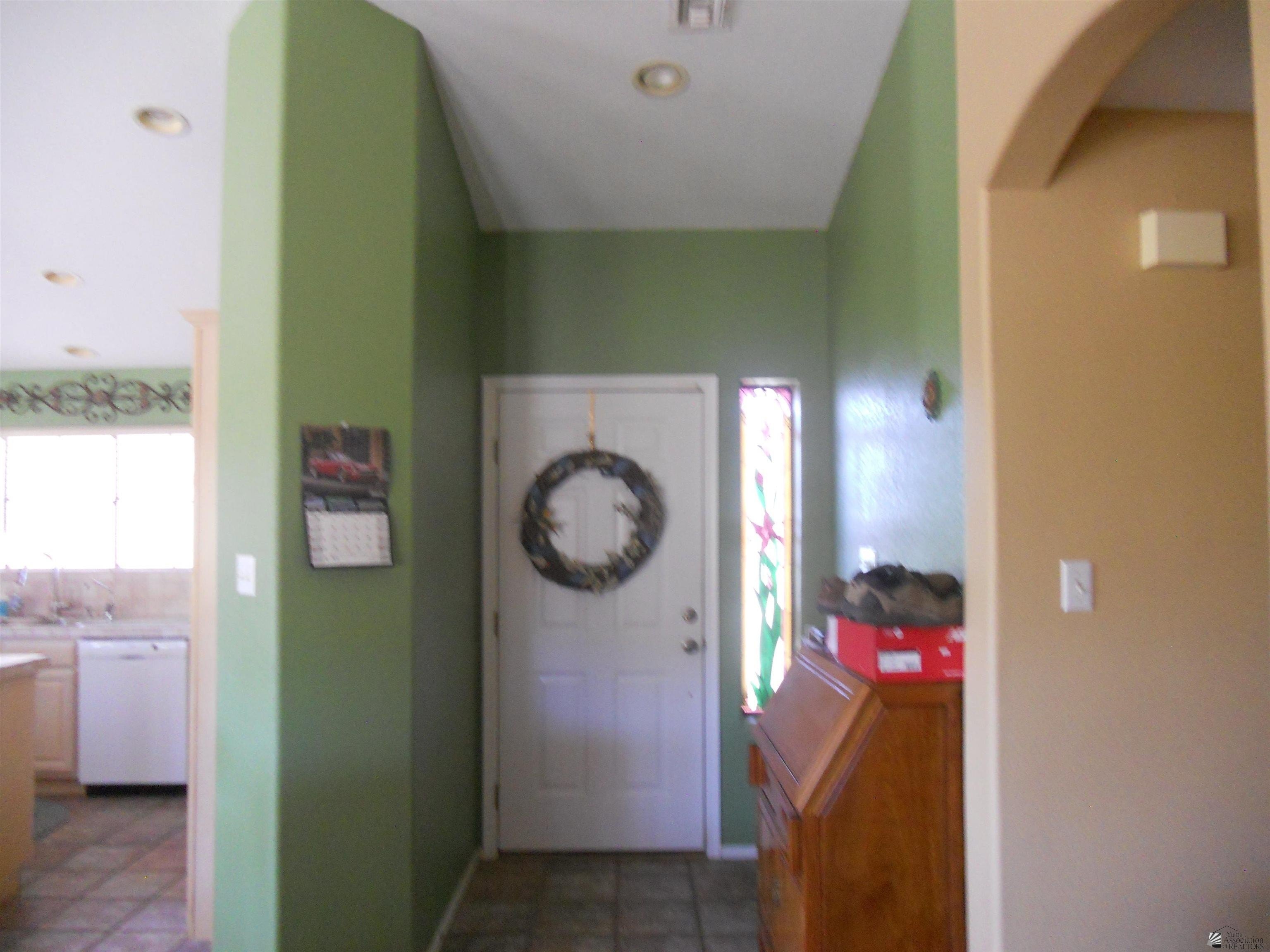 Yuma, Arizona, 85367-9999, United States, ,Residential,For Sale,1989854