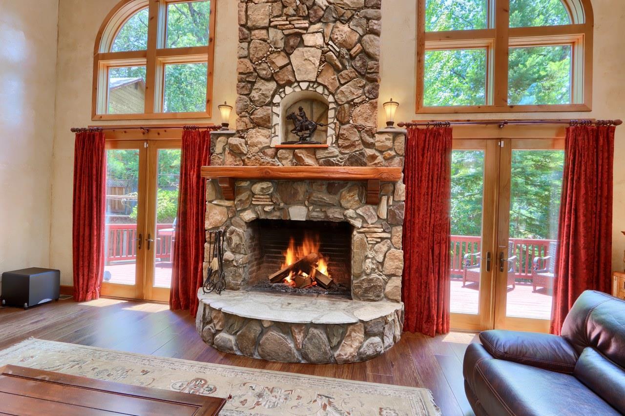 Bass Lake, California, 93604, United States, 3 Bedrooms Bedrooms, ,3 BathroomsBathrooms,Residential,For Sale,1975470