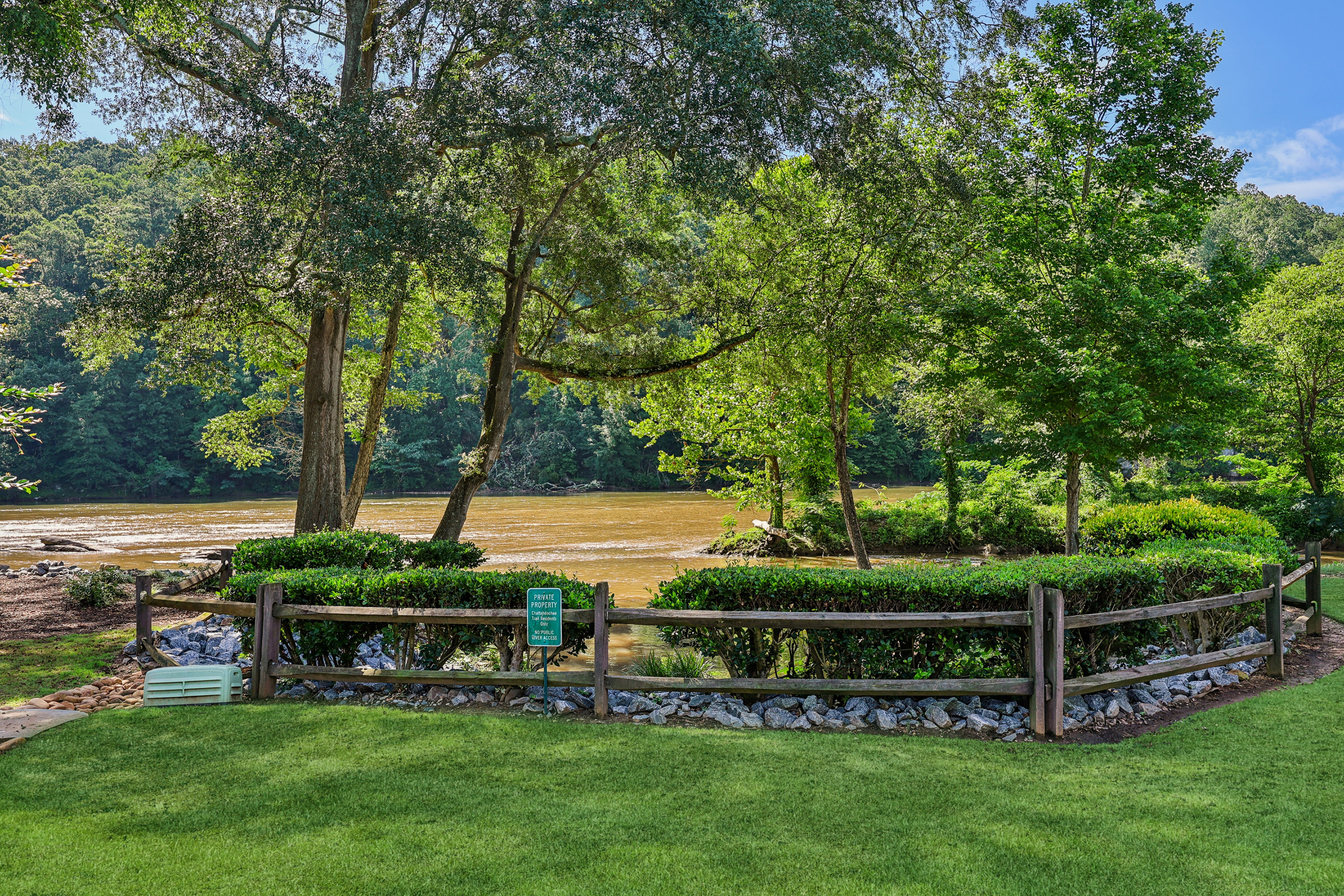  Rare Waterfront Living on the Chattahoochee River - 物件實景