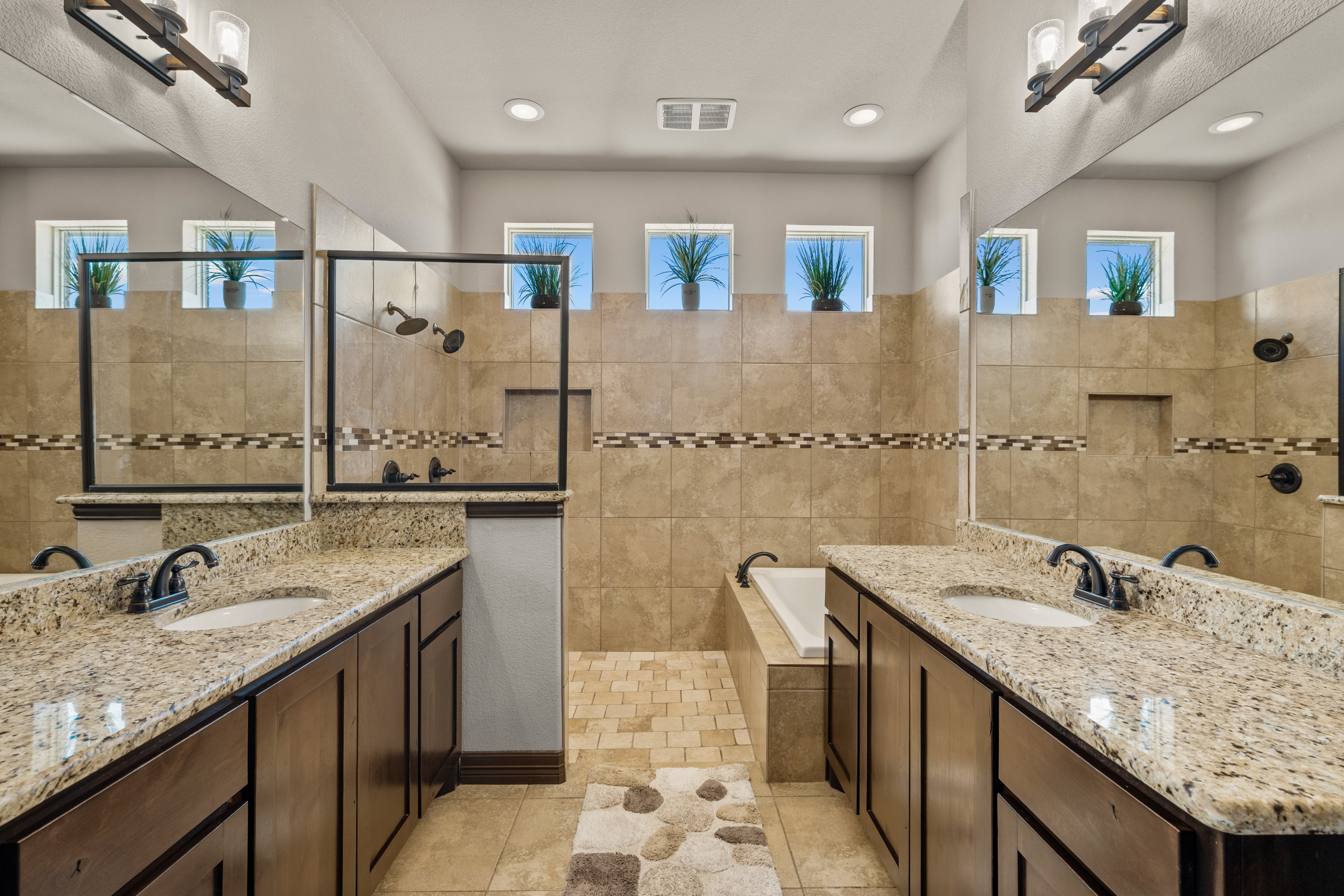 Caddo Mills, Texas, 75135, United States, 4 Bedrooms Bedrooms, ,2 BathroomsBathrooms,Residential,For Sale,1943912