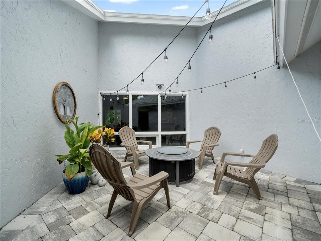 Tampa, Florida, 33618, United States, 4 Bedrooms Bedrooms, ,3 BathroomsBathrooms,Residential,For Sale,1941993