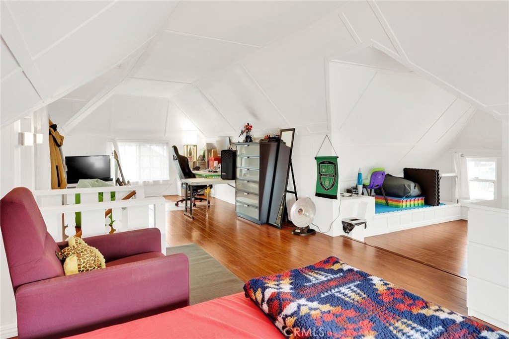 Los Angeles, California, 90044, United States, 3 Bedrooms Bedrooms, ,2 BathroomsBathrooms,Residential,For Sale,1931570