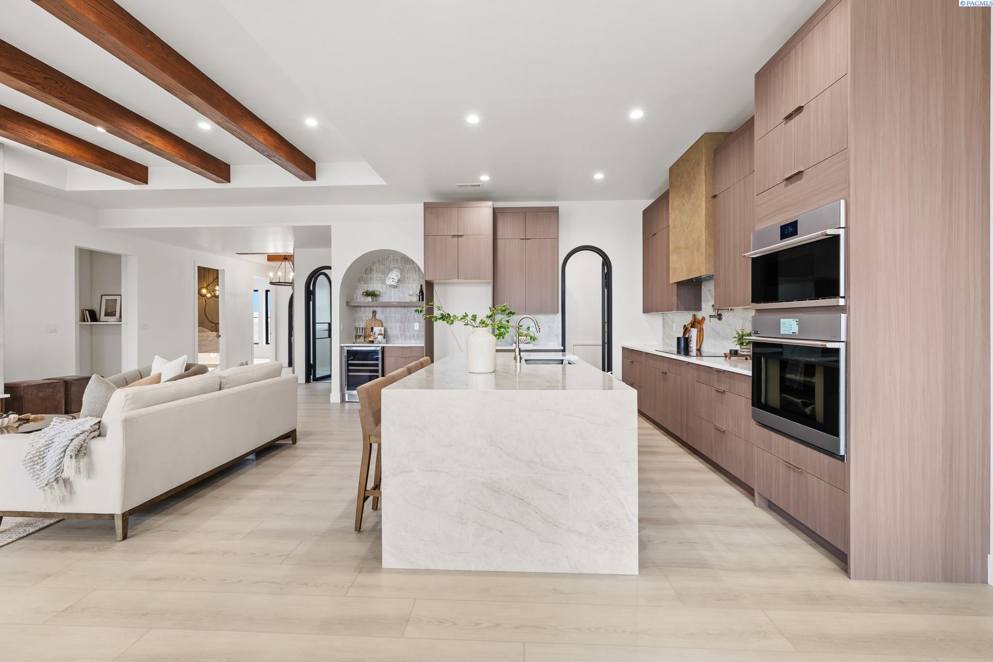 Richland, Washington, 99352, United States, 4 Bedrooms Bedrooms, ,2 BathroomsBathrooms,Residential,For Sale,2000118