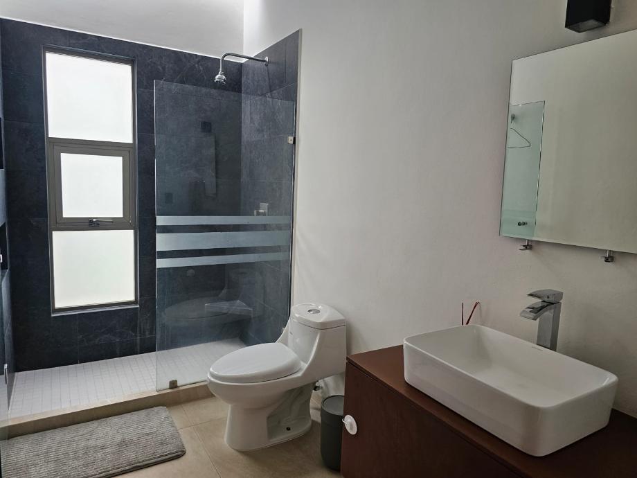 Atlatlahucan, Morelos, 62847, Mexico, 4 Bedrooms Bedrooms, ,4 BathroomsBathrooms,Residential,For Sale,1918557
