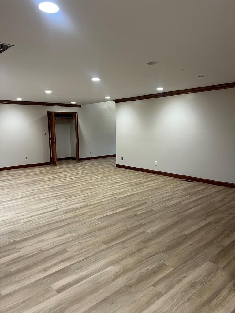 Pikeville, Kentucky, 41501, United States, 4 Bedrooms Bedrooms, ,5 BathroomsBathrooms,Residential,For Sale,1916464